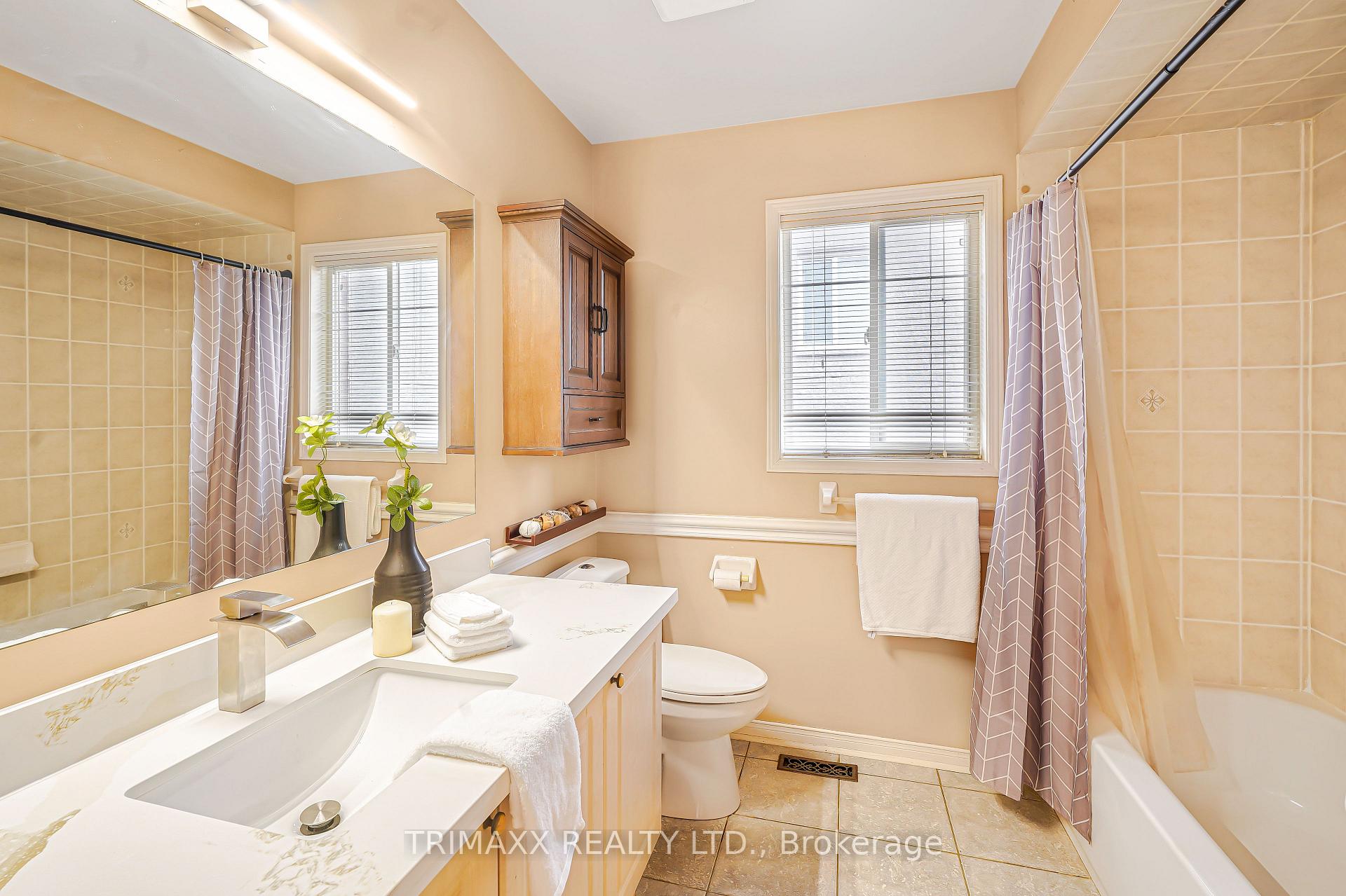 Photo 15 of 3 Turret Crescent, Brampton, Fletcher's Meadow — HOMEH