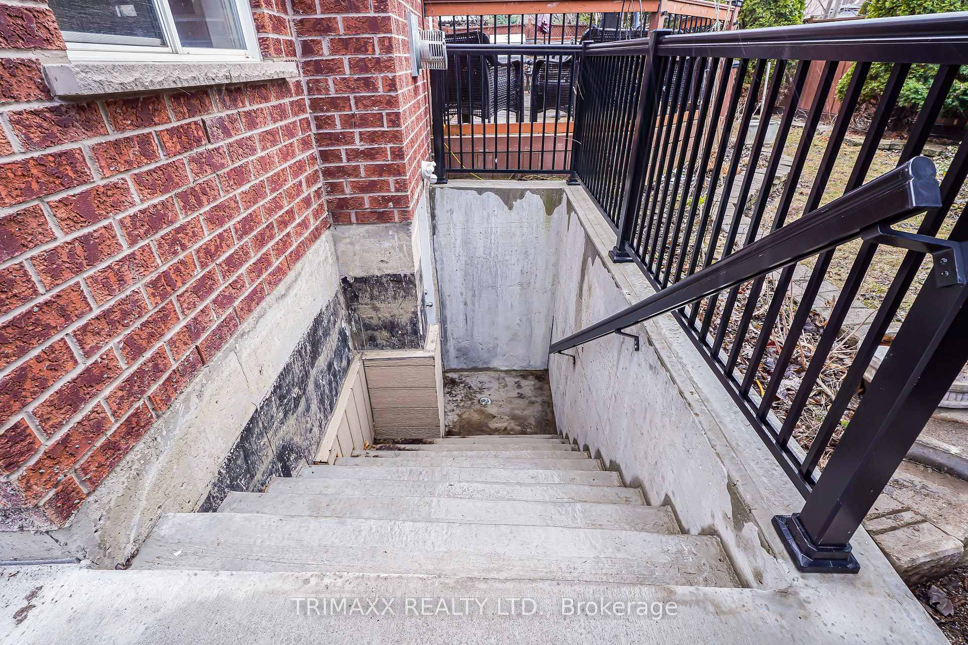 Photo 22 of 3 Turret Crescent, Brampton, Fletcher's Meadow — HOMEH