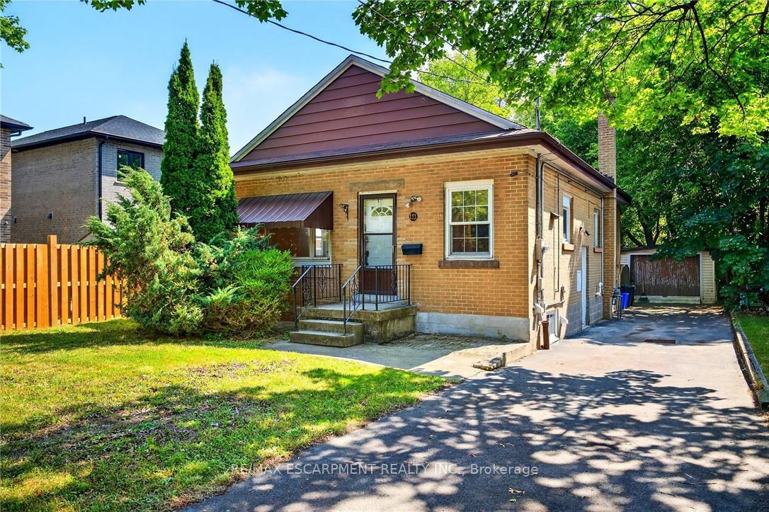 Photo 2 of 111 Leland Street, Hamilton, Ainslie Wood — HOMEH