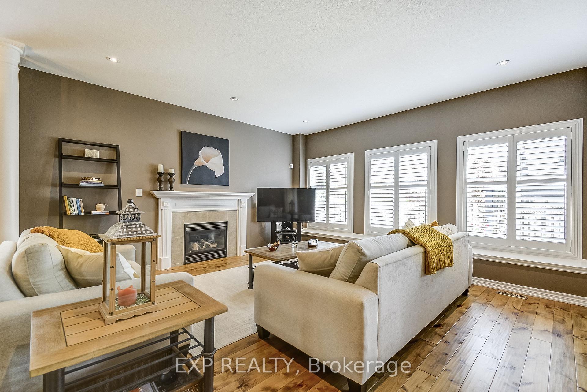 Photo 7 of 3 Cowper Court, Hamilton, Dundas — HOMEH