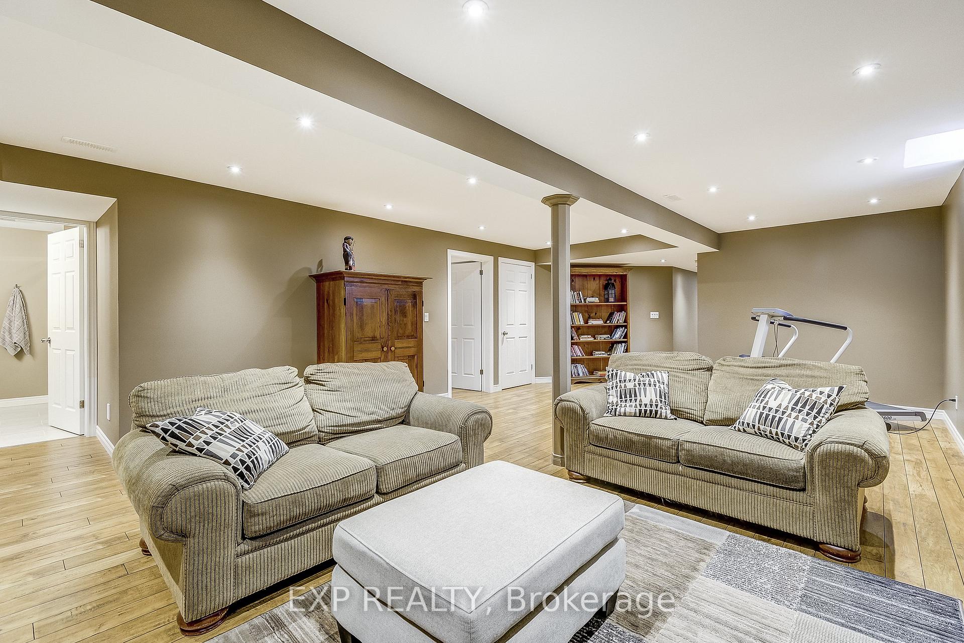 Photo 30 of 3 Cowper Court, Hamilton, Dundas — HOMEH