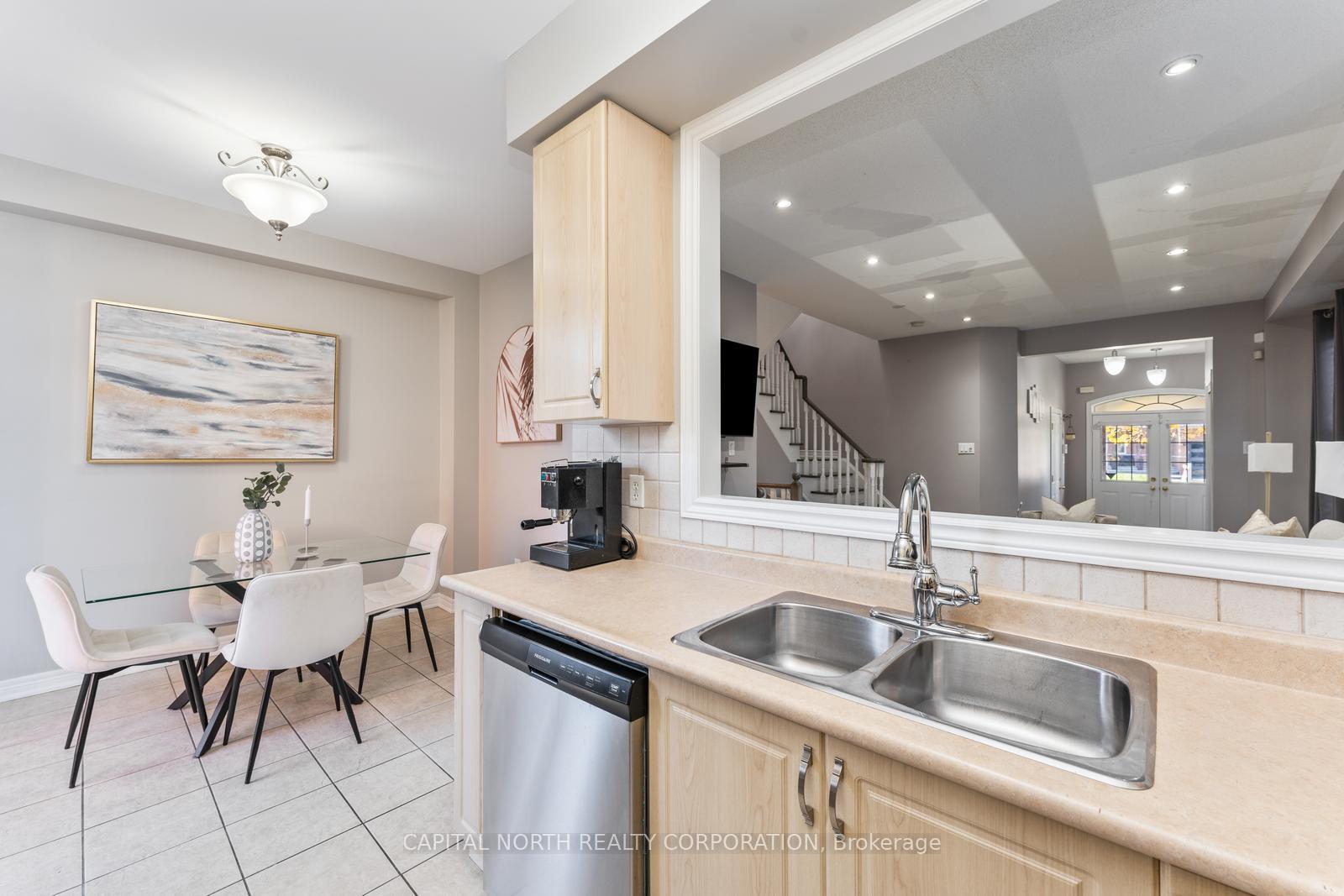 Photo 32 of 247 Terra Road, Vaughan, East Woodbridge — HOMEH