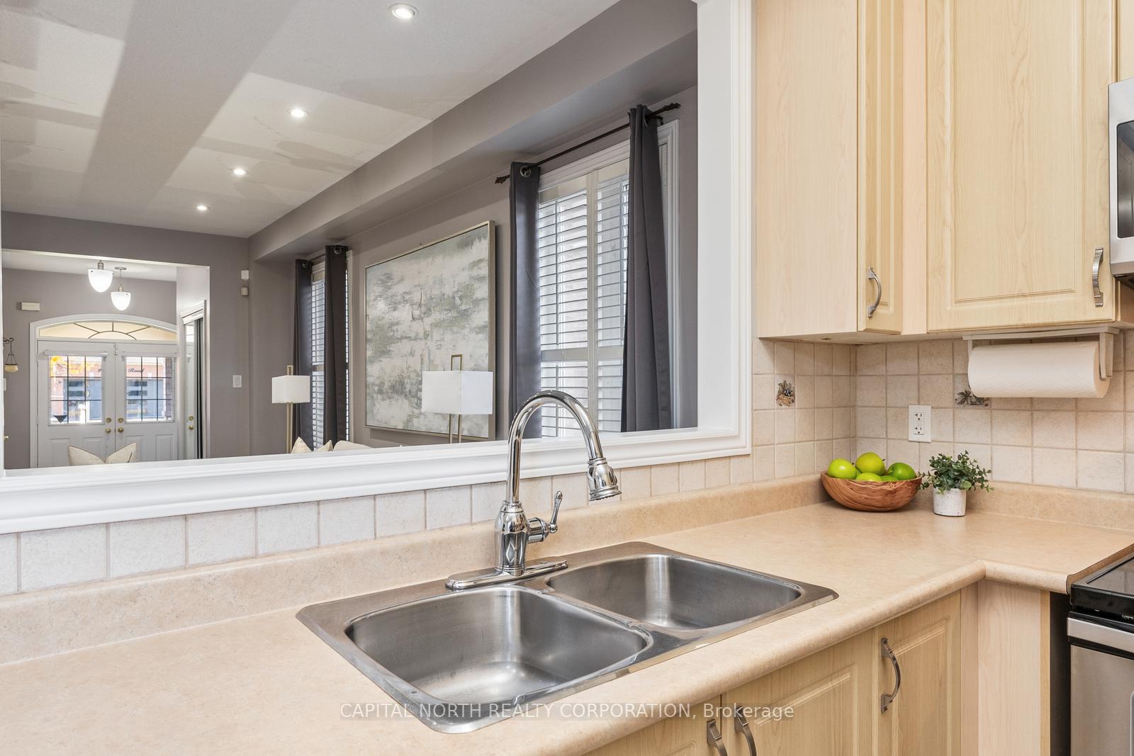 Photo 8 of 247 Terra Road, Vaughan, East Woodbridge — HOMEH