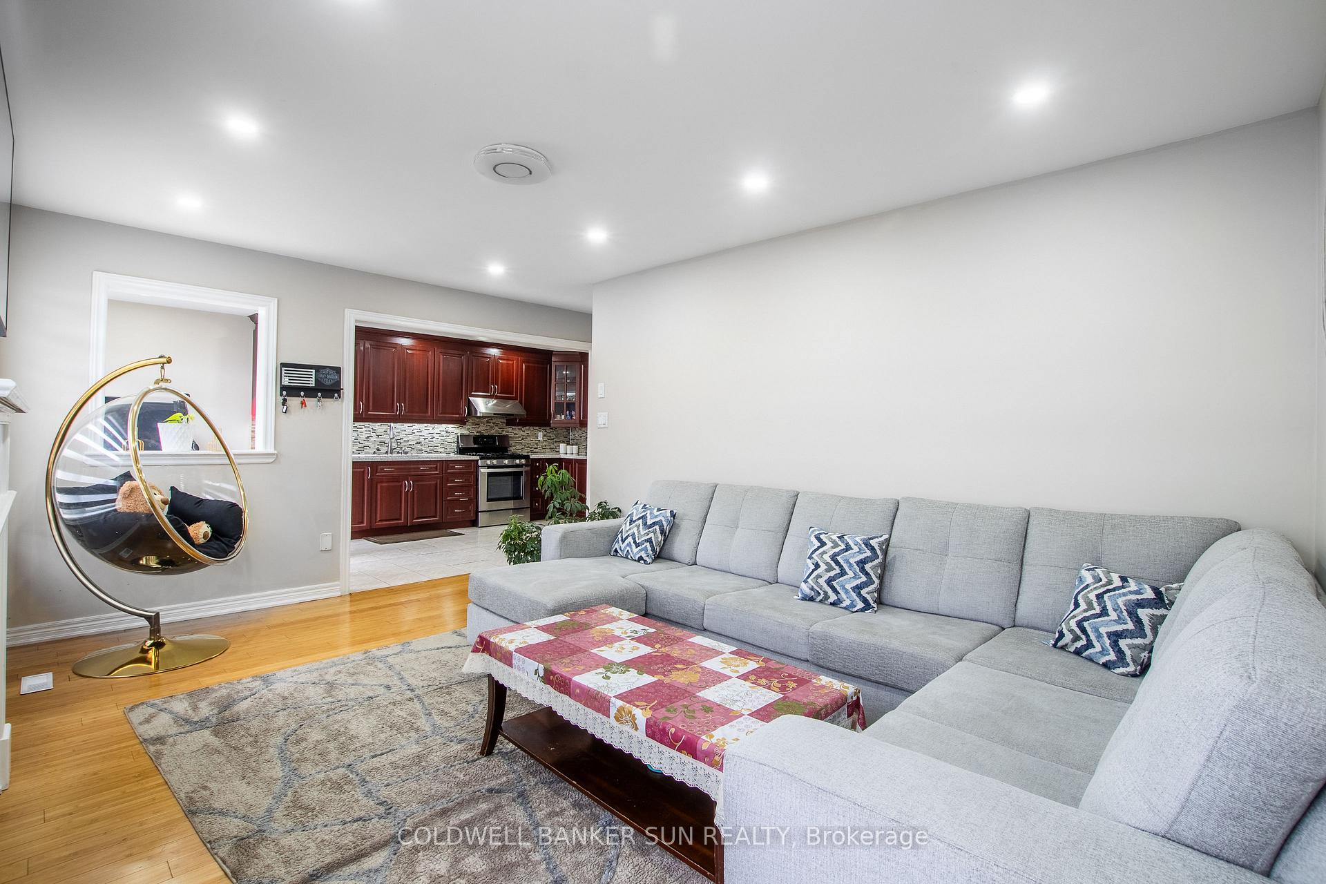 Photo 27 of 17 Flatfield Way, Brampton, Bram East — HOMEH