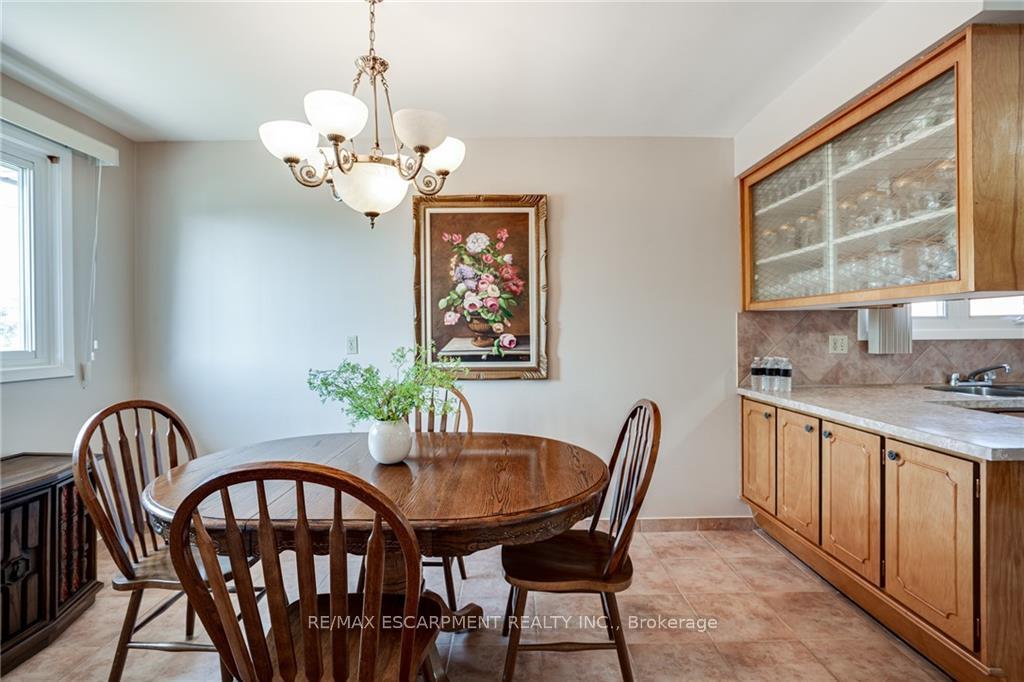 Photo 19 of 49 Anson Avenue, Hamilton, Lisgar — HOMEH