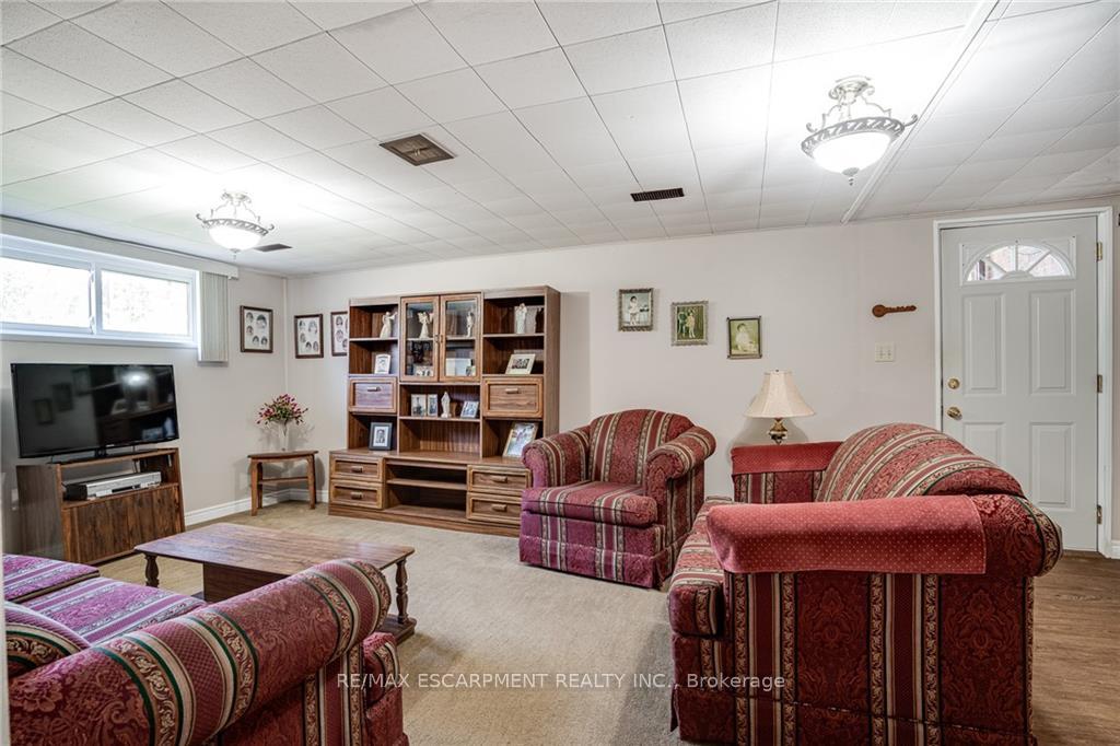 Photo 38 of 49 Anson Avenue, Hamilton, Lisgar — HOMEH