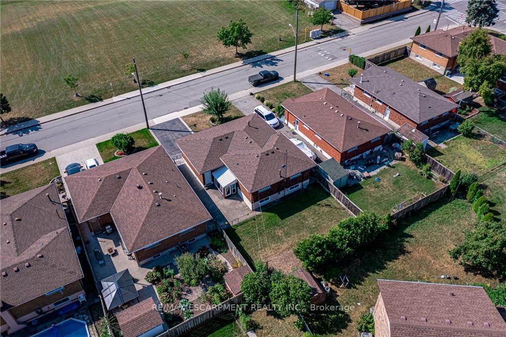 Photo 39 of 49 Anson Avenue, Hamilton, Lisgar — HOMEH