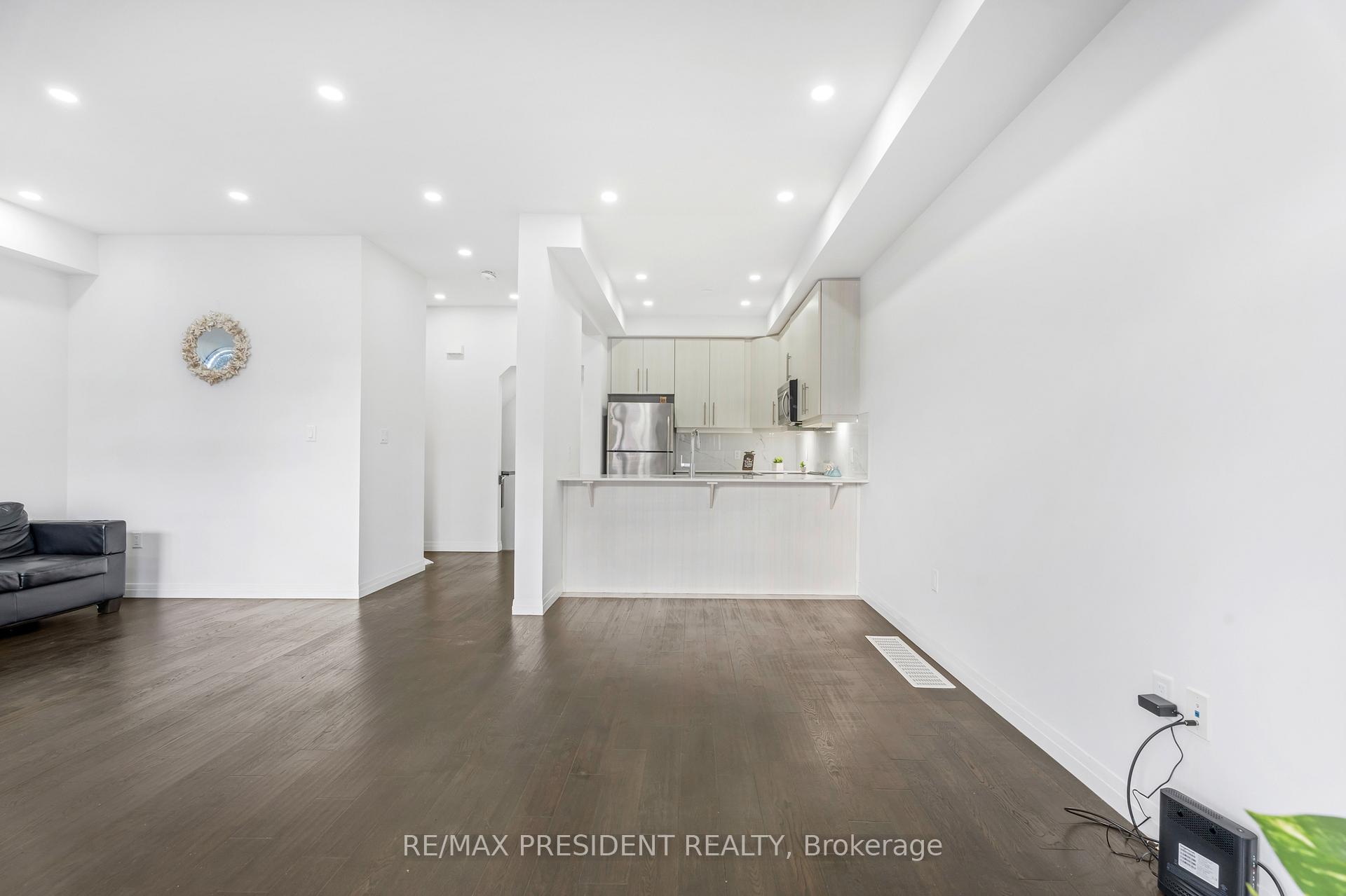 Photo 17 of Unit 70, 30 Times Square Boulevard, Hamilton, Stoney Creek Mountain — HOMEH