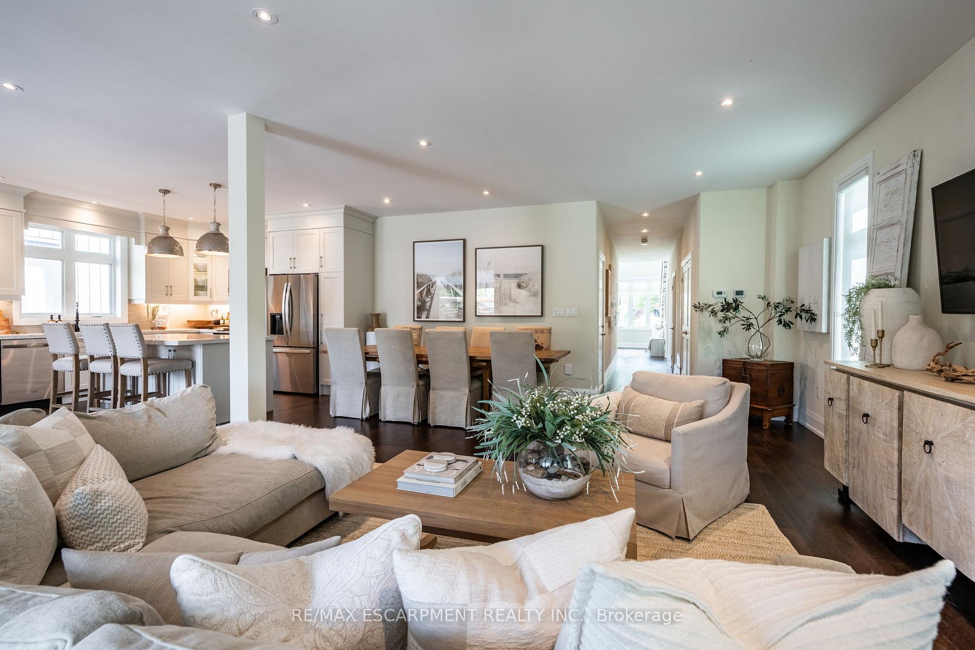 Photo 9 of 962 Beach Boulevard, Hamilton, Hamilton Beach — HOMEH