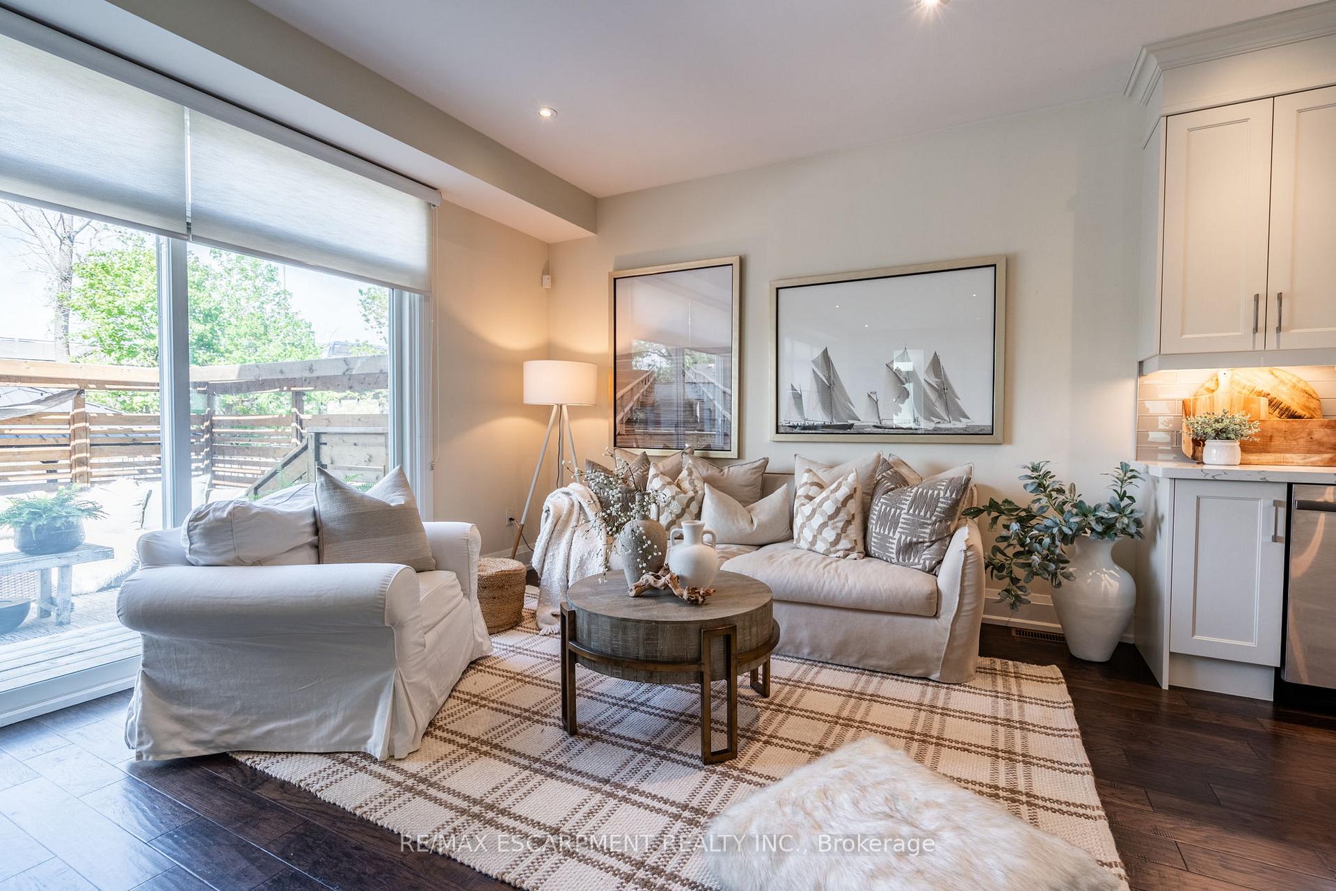Photo 4 of 962 Beach Boulevard, Hamilton, Hamilton Beach — HOMEH