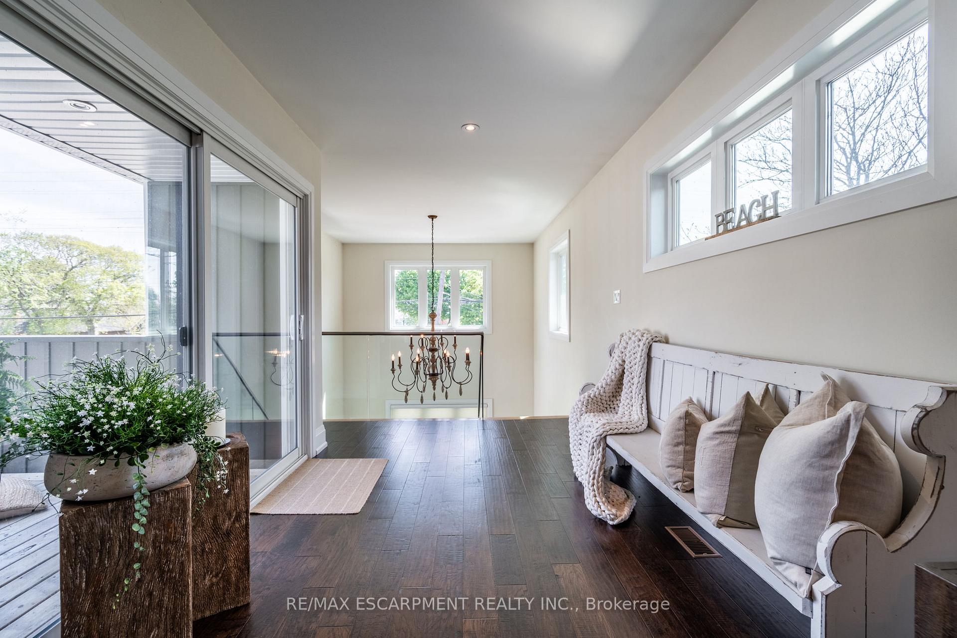 Photo 12 of 962 Beach Boulevard, Hamilton, Hamilton Beach — HOMEH