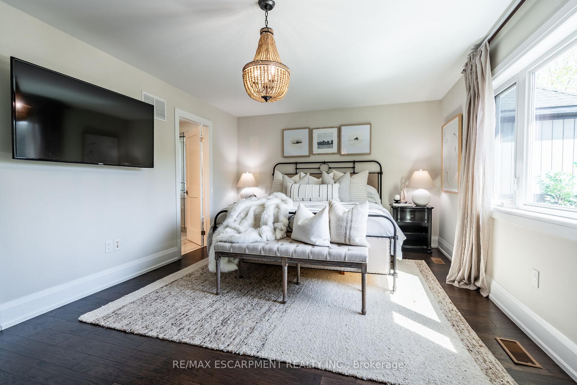 Photo 21 of 962 Beach Boulevard, Hamilton, Hamilton Beach — HOMEH