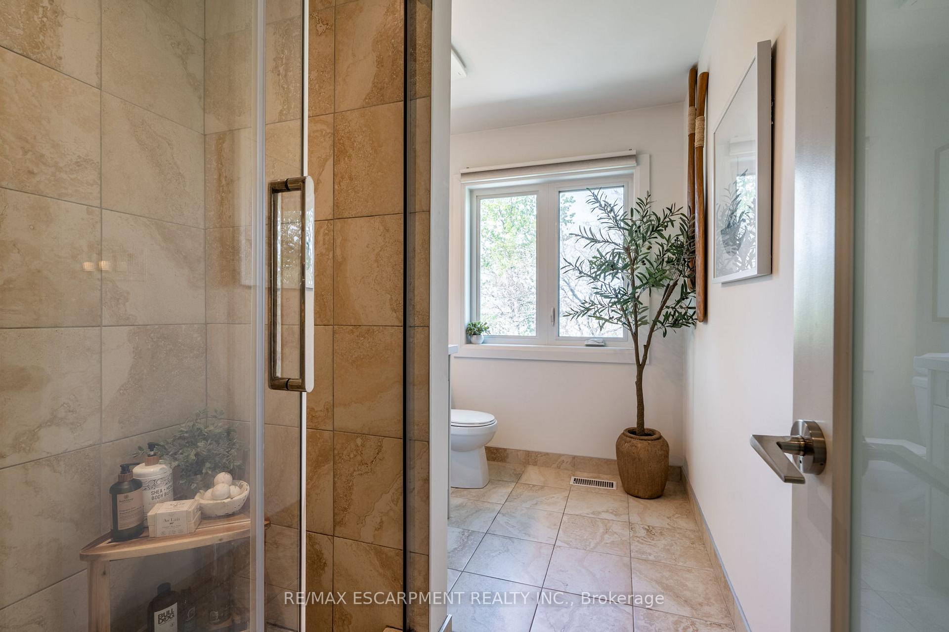 Photo 44 of 962 Beach Boulevard, Hamilton, Hamilton Beach — HOMEH