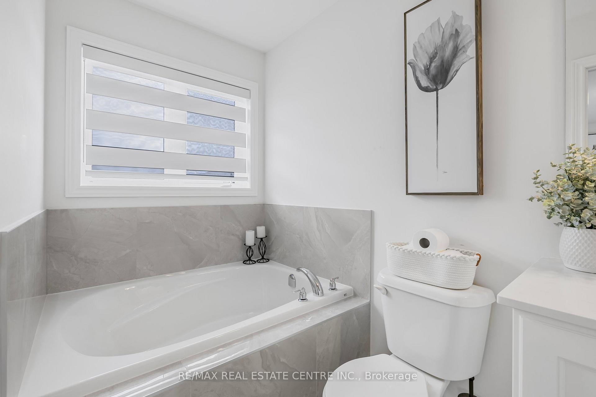Photo 5 of 339 Stewart Street, Shelburne — HOMEH