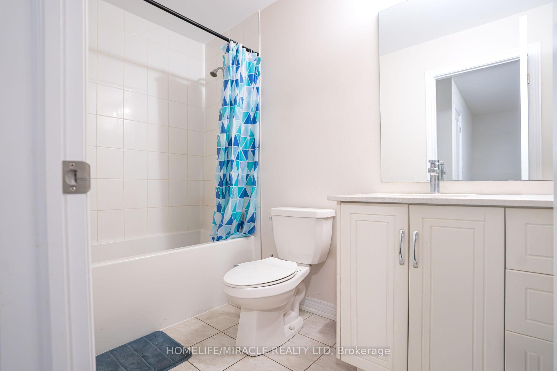 Photo 3 of Unit 45, 100 Hollywood Court E, Cambridge — HOMEH