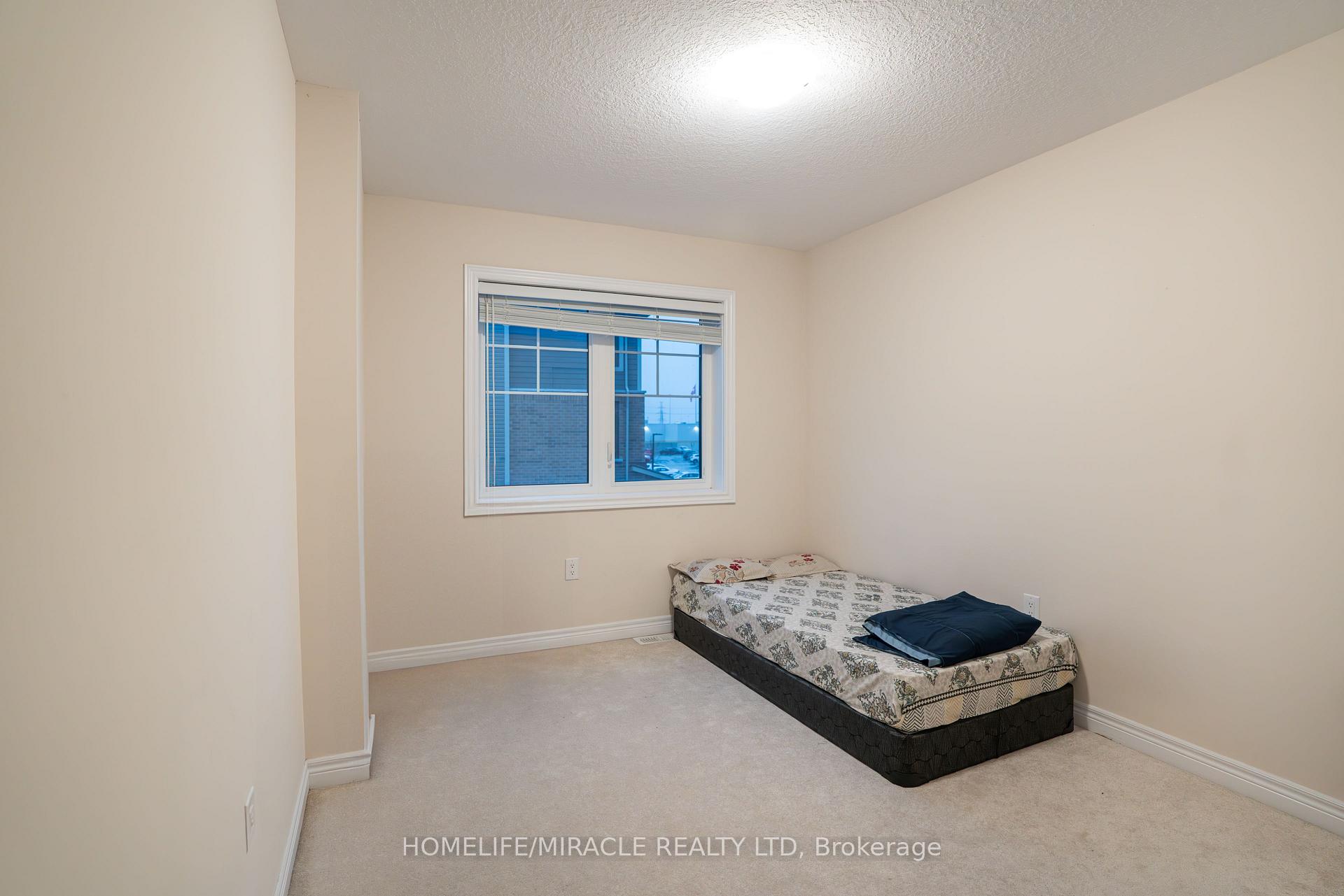 Photo 8 of Unit 45, 100 Hollywood Court E, Cambridge — HOMEH