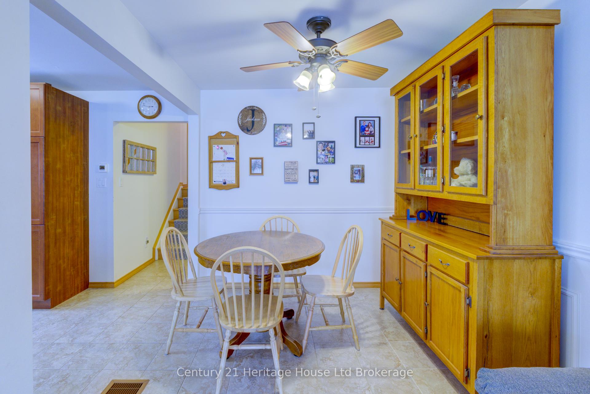 Photo 24 of 72 Magnolia Drive, Brant, Paris — HOMEH