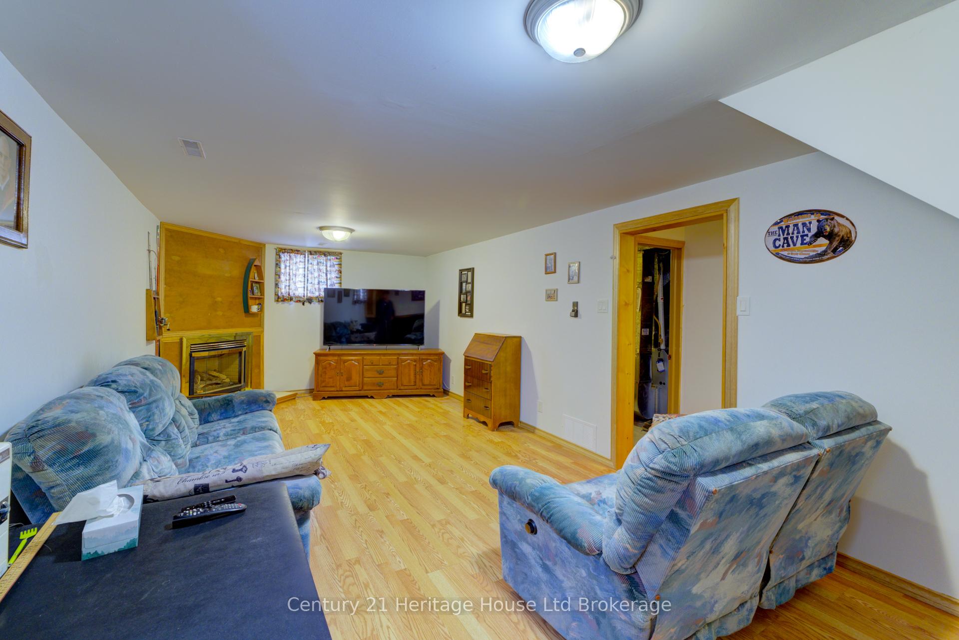 Photo 25 of 72 Magnolia Drive, Brant, Paris — HOMEH