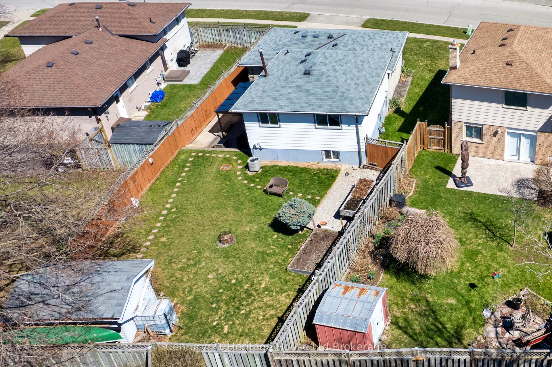 Photo 38 of 72 Magnolia Drive, Brant, Paris — HOMEH