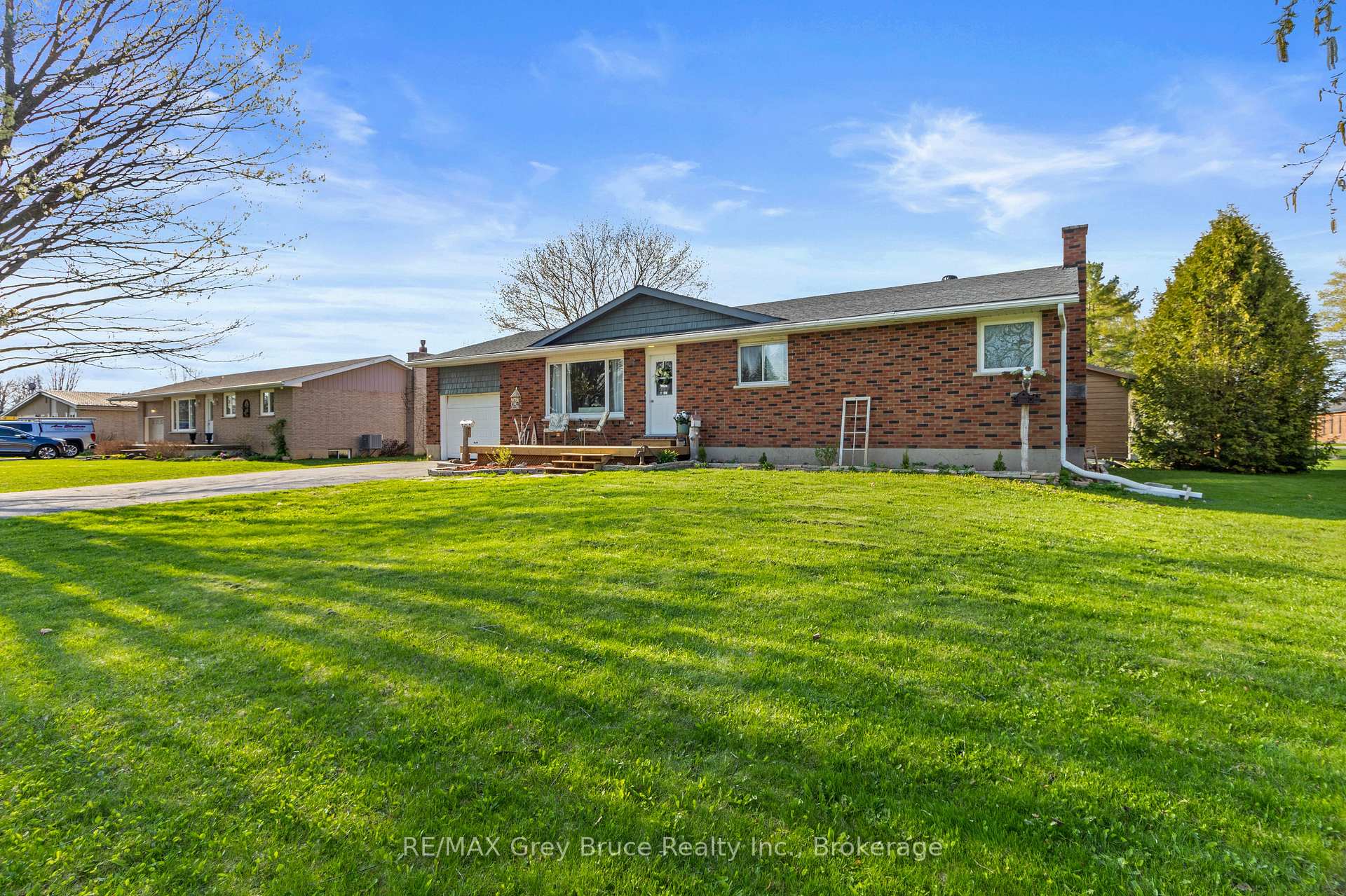 Photo 1 of 36 Thomas Street W, Arran-Elderslie — HOMEH