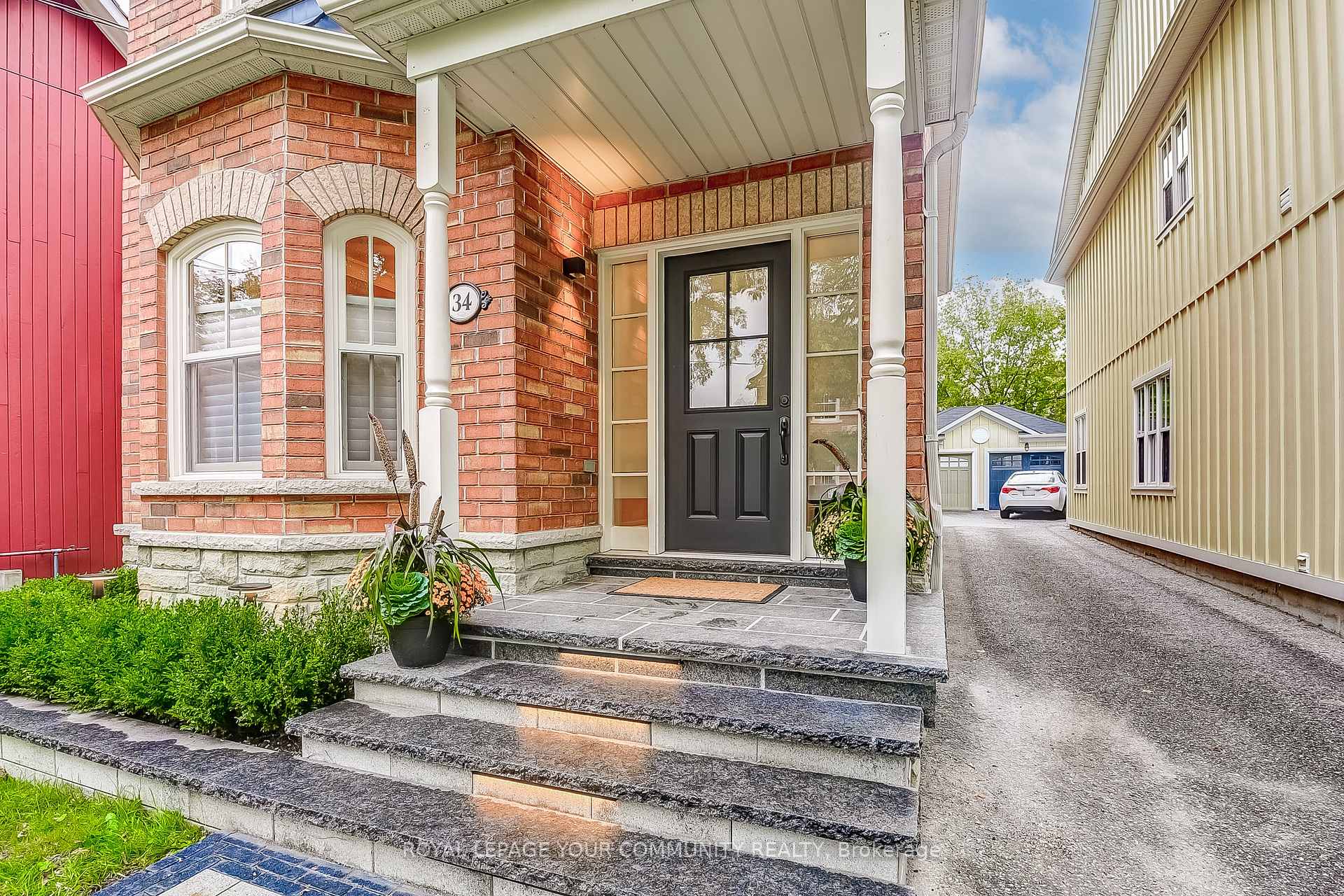 Photo 29 of 34 Washington Street, Markham, Old Markham Village — HOMEH