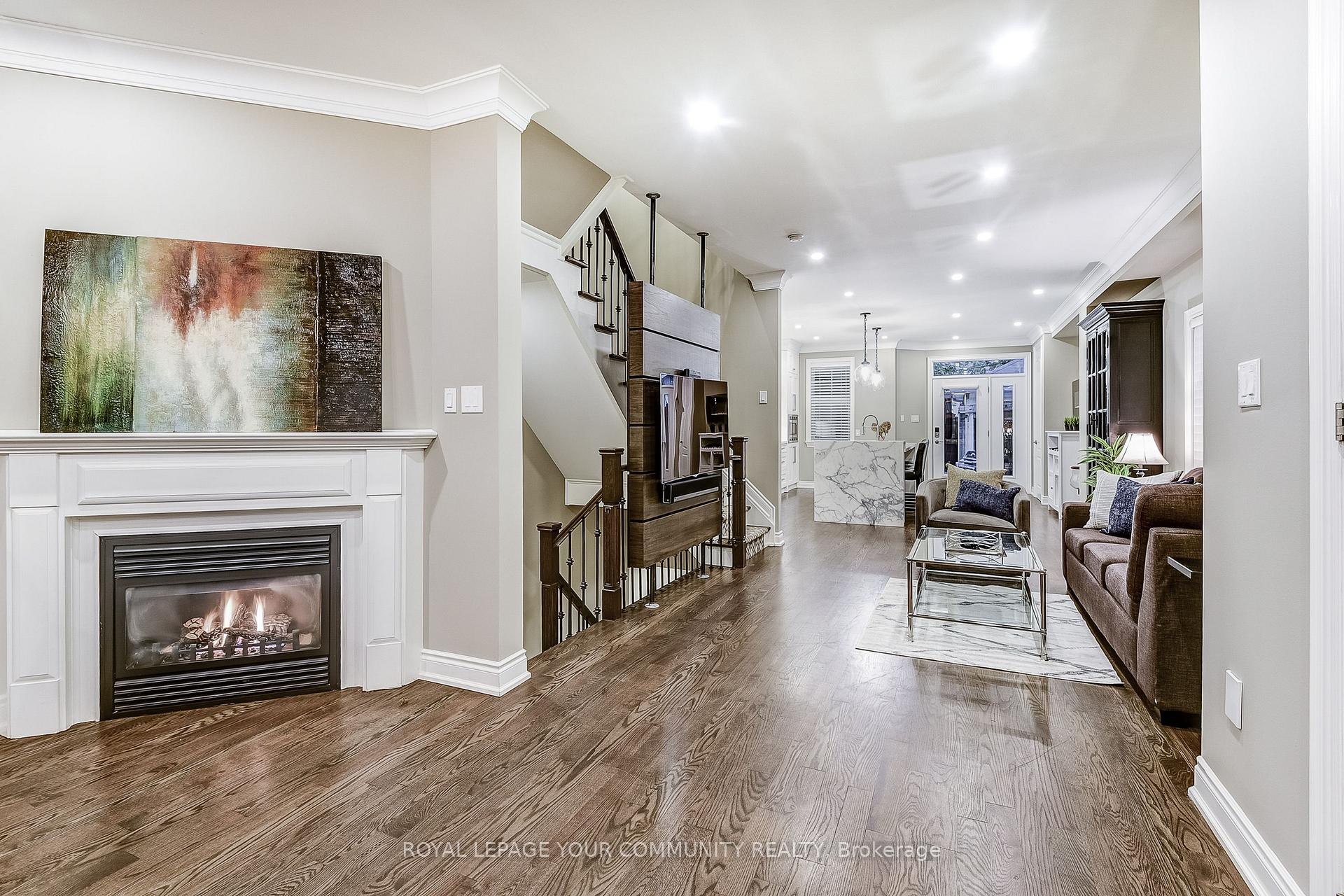 Photo 5 of 34 Washington Street, Markham, Old Markham Village — HOMEH