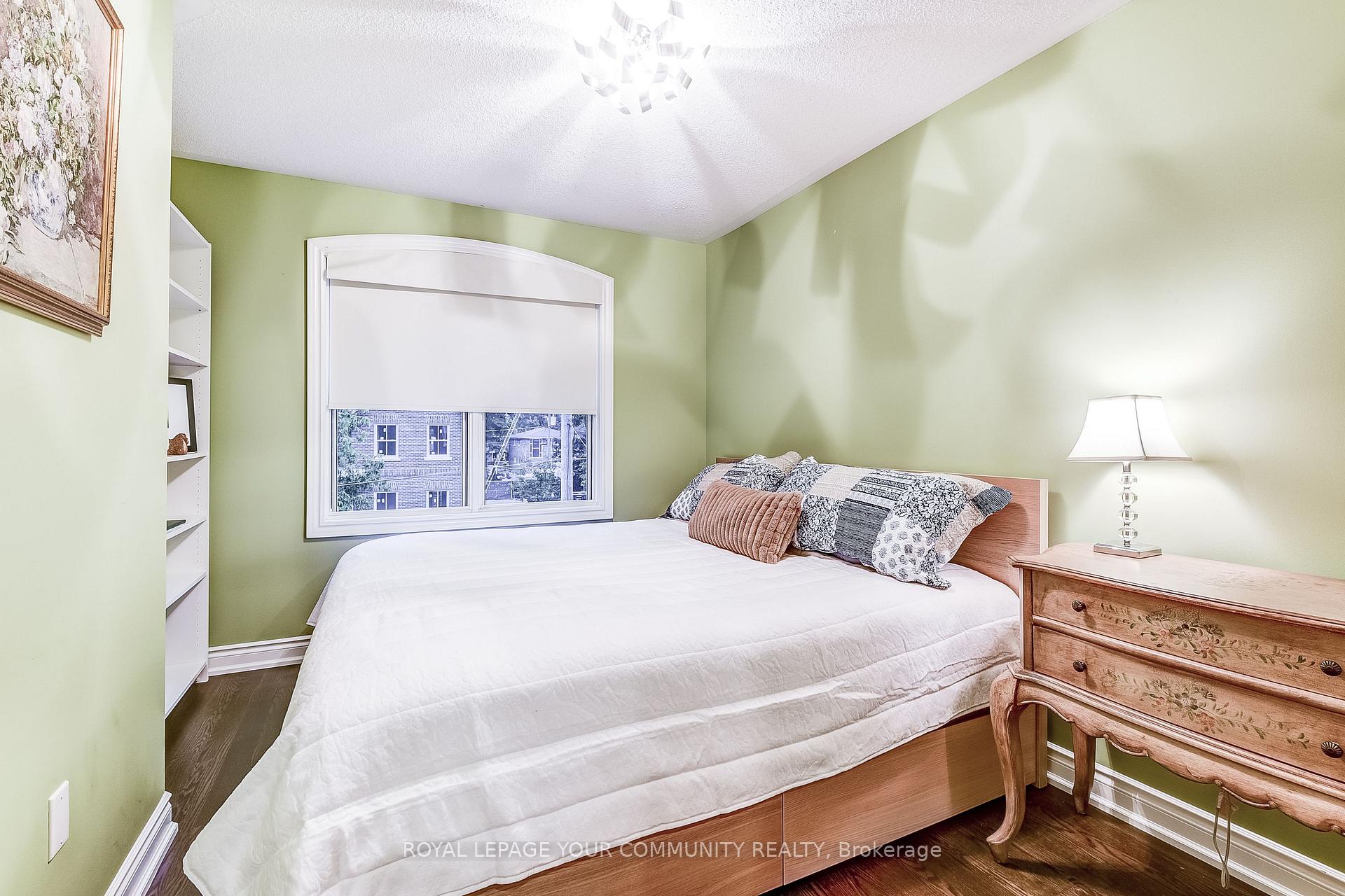 Photo 14 of 34 Washington Street, Markham, Old Markham Village — HOMEH