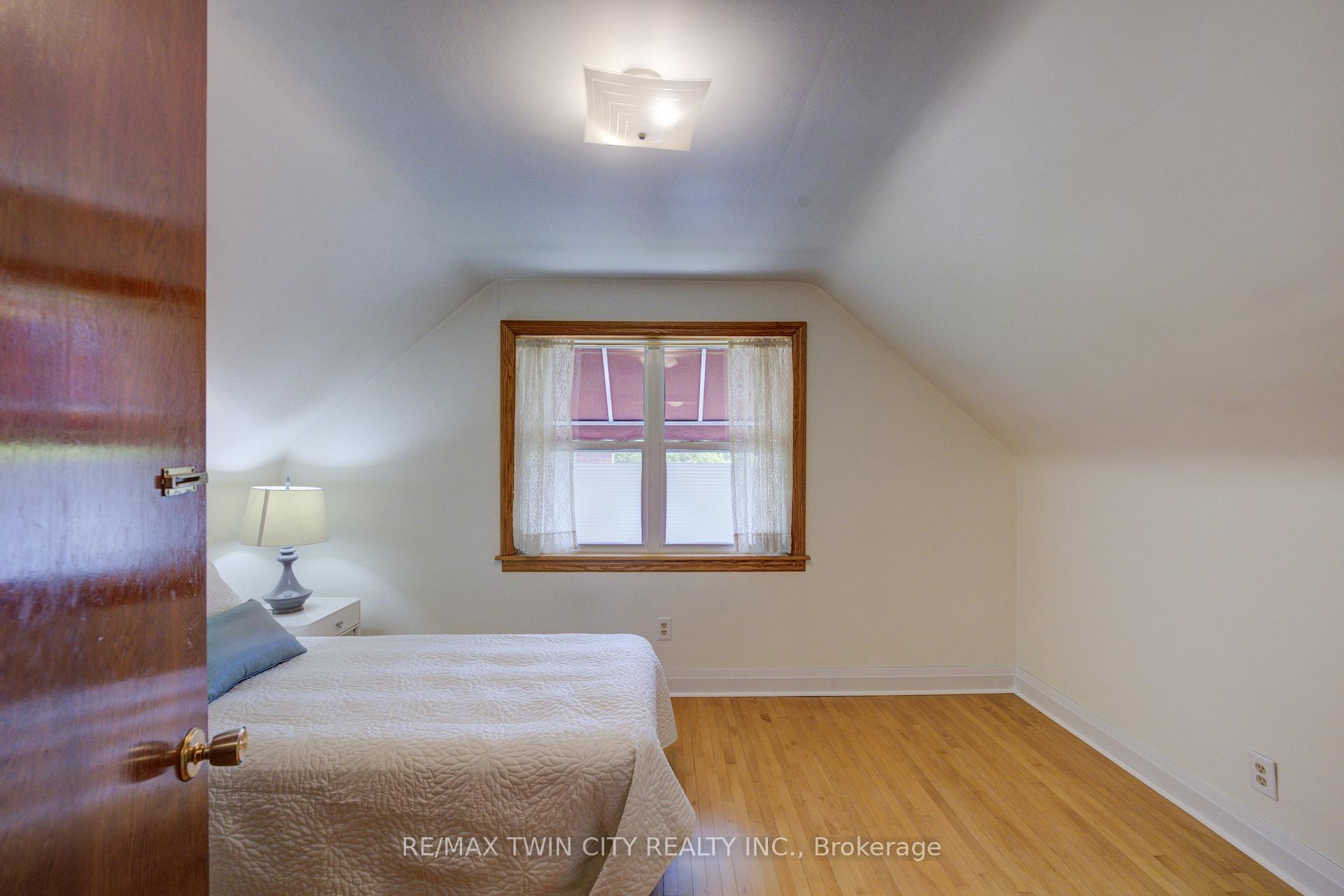 Photo 13 of 97 Fairmount Road, Kitchener — HOMEH