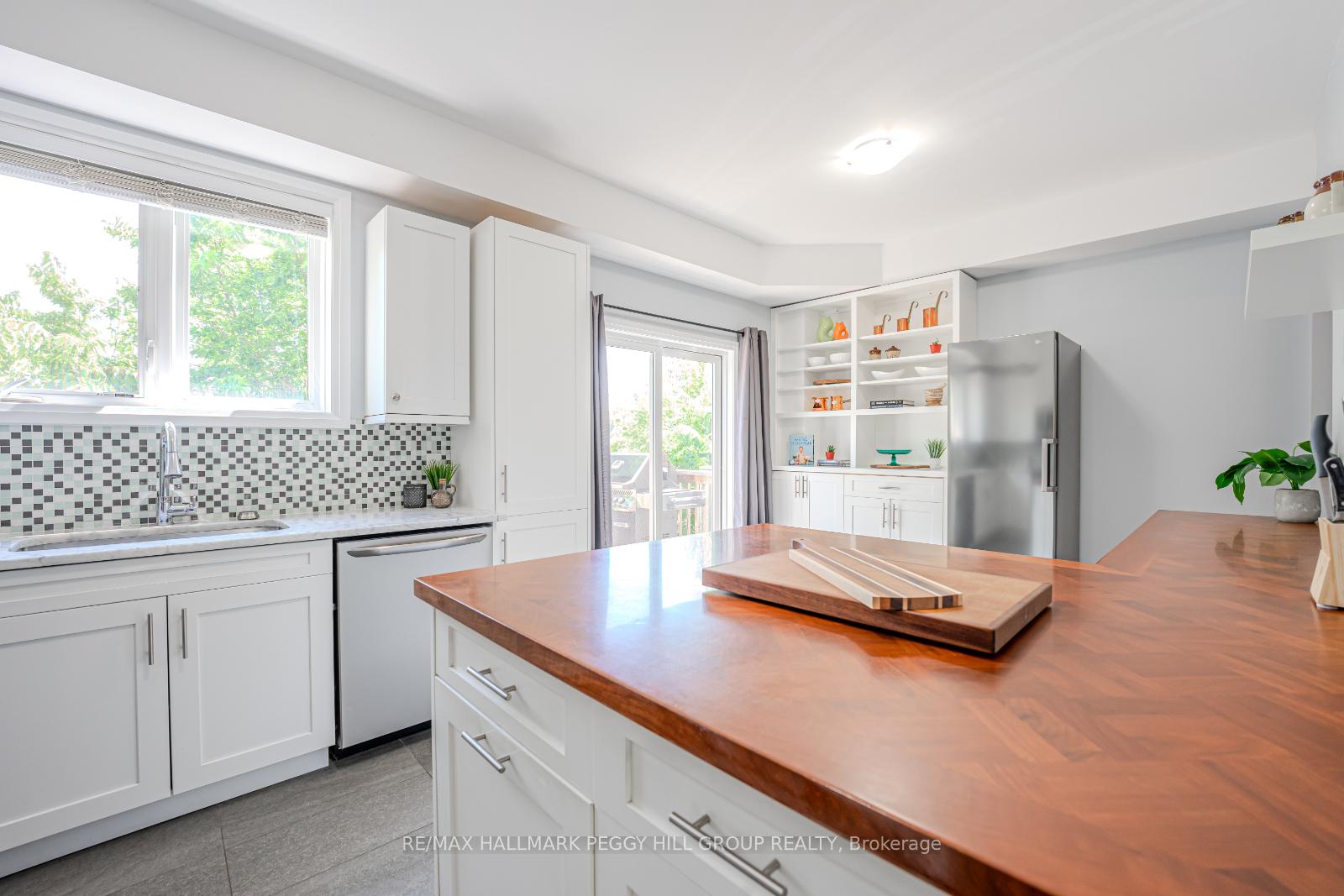 Photo 2 of Unit 20, 376 Blake Street, Barrie, Codrington — HOMEH