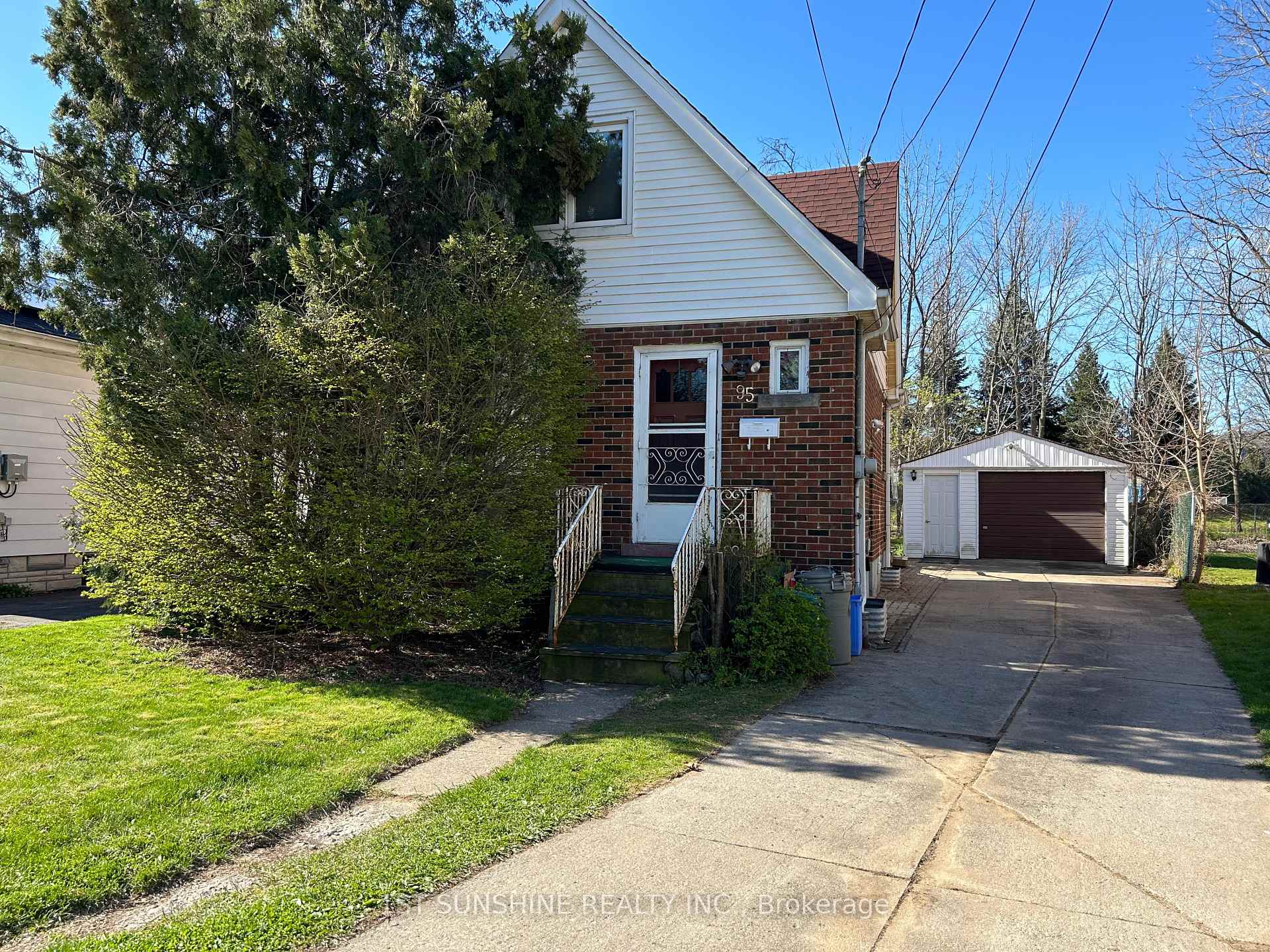 Photo 4 of 95 Glenmount Avenue, Hamilton, Ainslie Wood — HOMEH