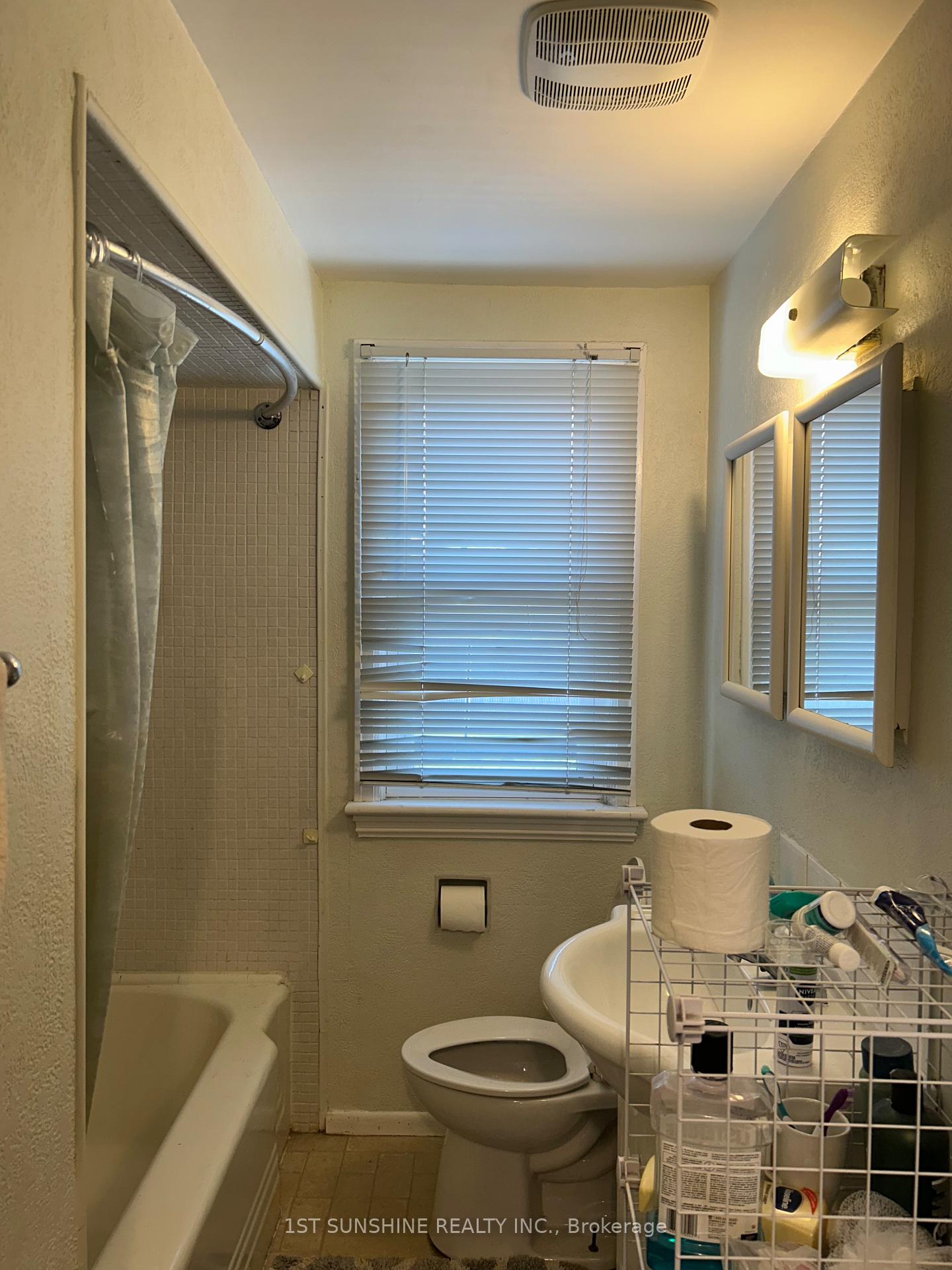 Photo 2 of 95 Glenmount Avenue, Hamilton, Ainslie Wood — HOMEH