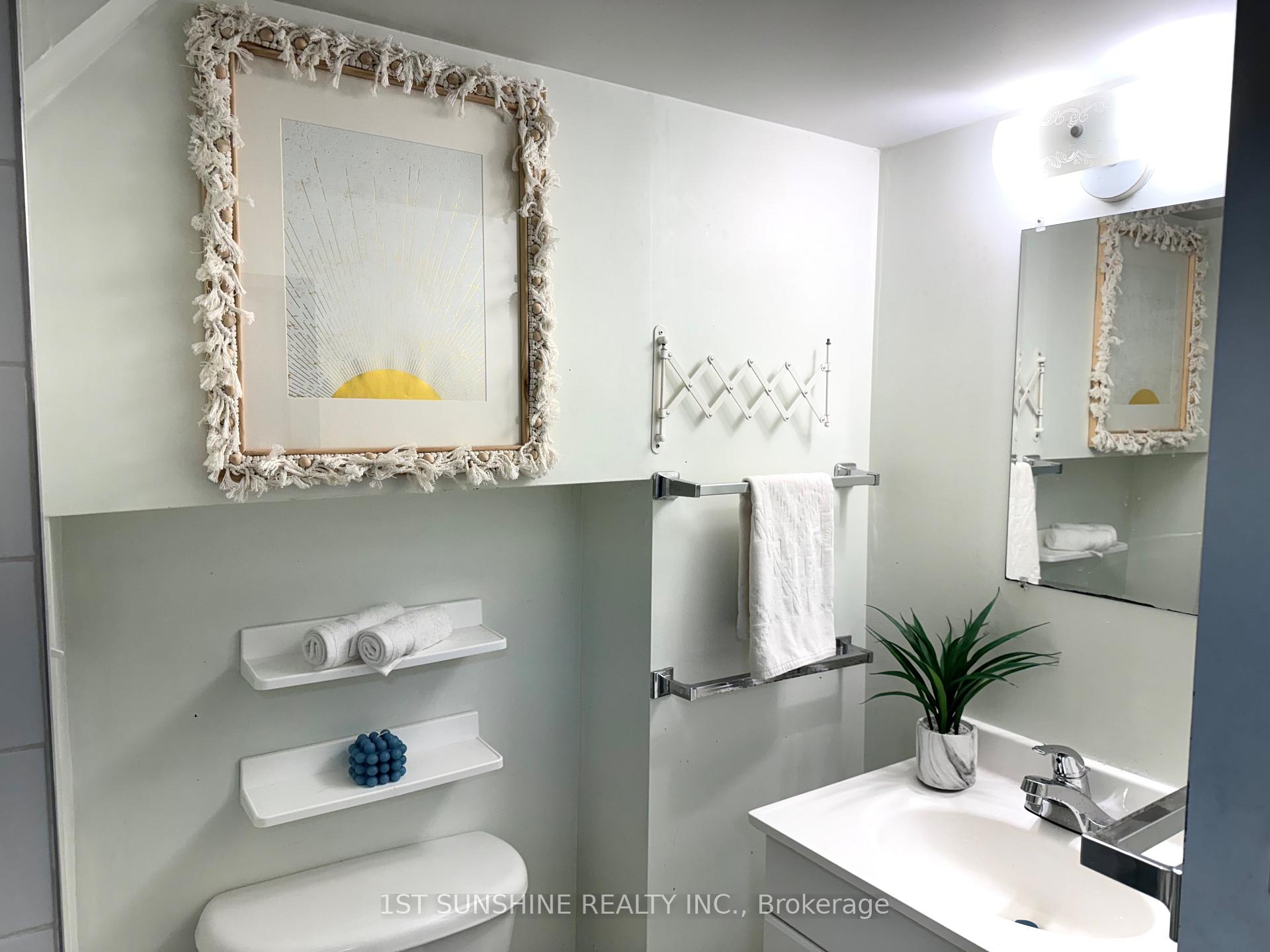 Photo 18 of 95 Glenmount Avenue, Hamilton, Ainslie Wood — HOMEH