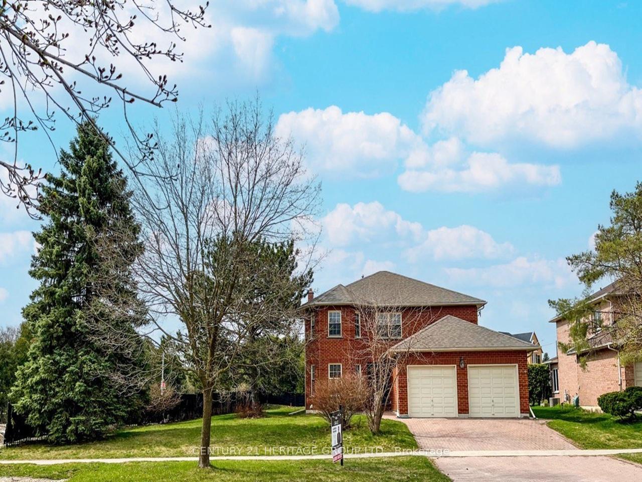 Front of 243 Murray Drive