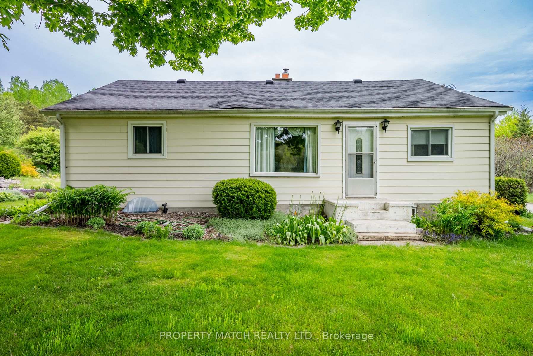 Photo 13 of 367 Stephens Mill Road, Clarington, Rural Clarington — HOMEH