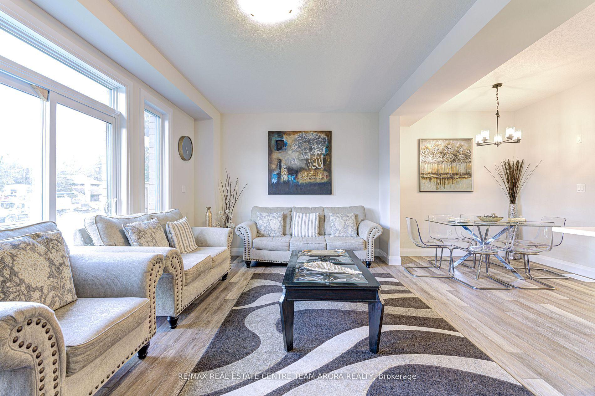 Photo 7 of Unit 7, 143 Elgin Street N, Cambridge — HOMEH