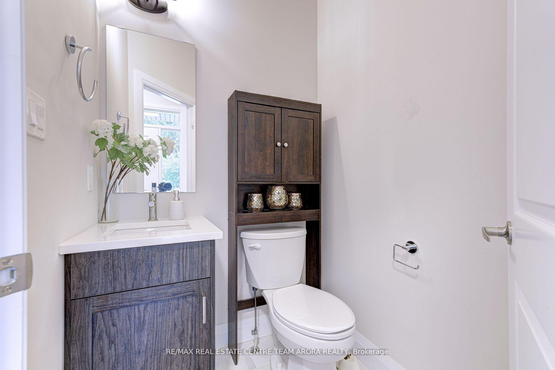 Photo 11 of Unit 7, 143 Elgin Street N, Cambridge — HOMEH