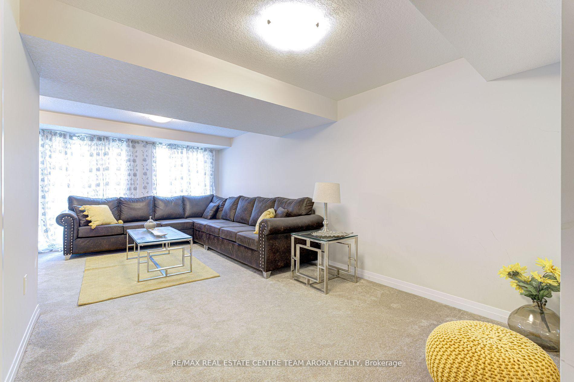 Photo 27 of Unit 7, 143 Elgin Street N, Cambridge — HOMEH