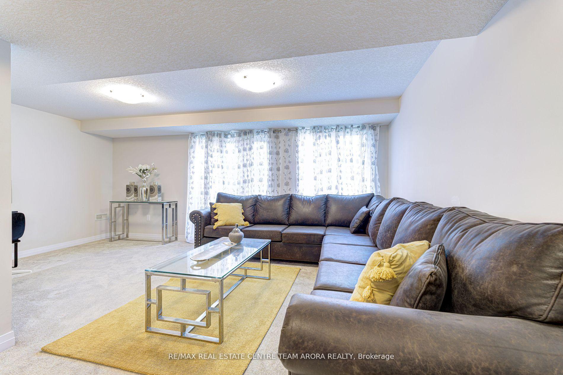 Photo 20 of Unit 7, 143 Elgin Street N, Cambridge — HOMEH