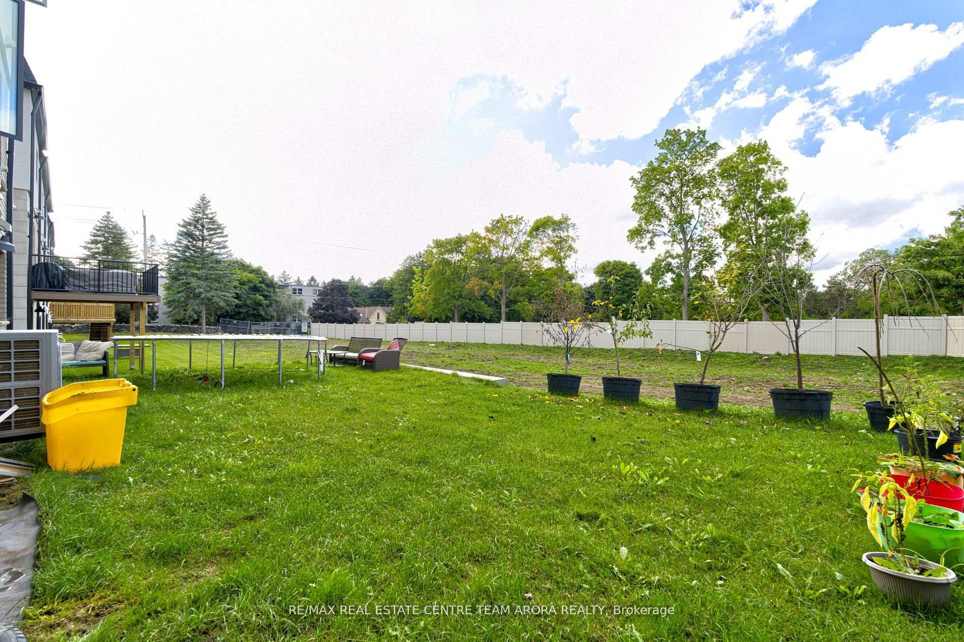 Photo 32 of Unit 7, 143 Elgin Street N, Cambridge — HOMEH