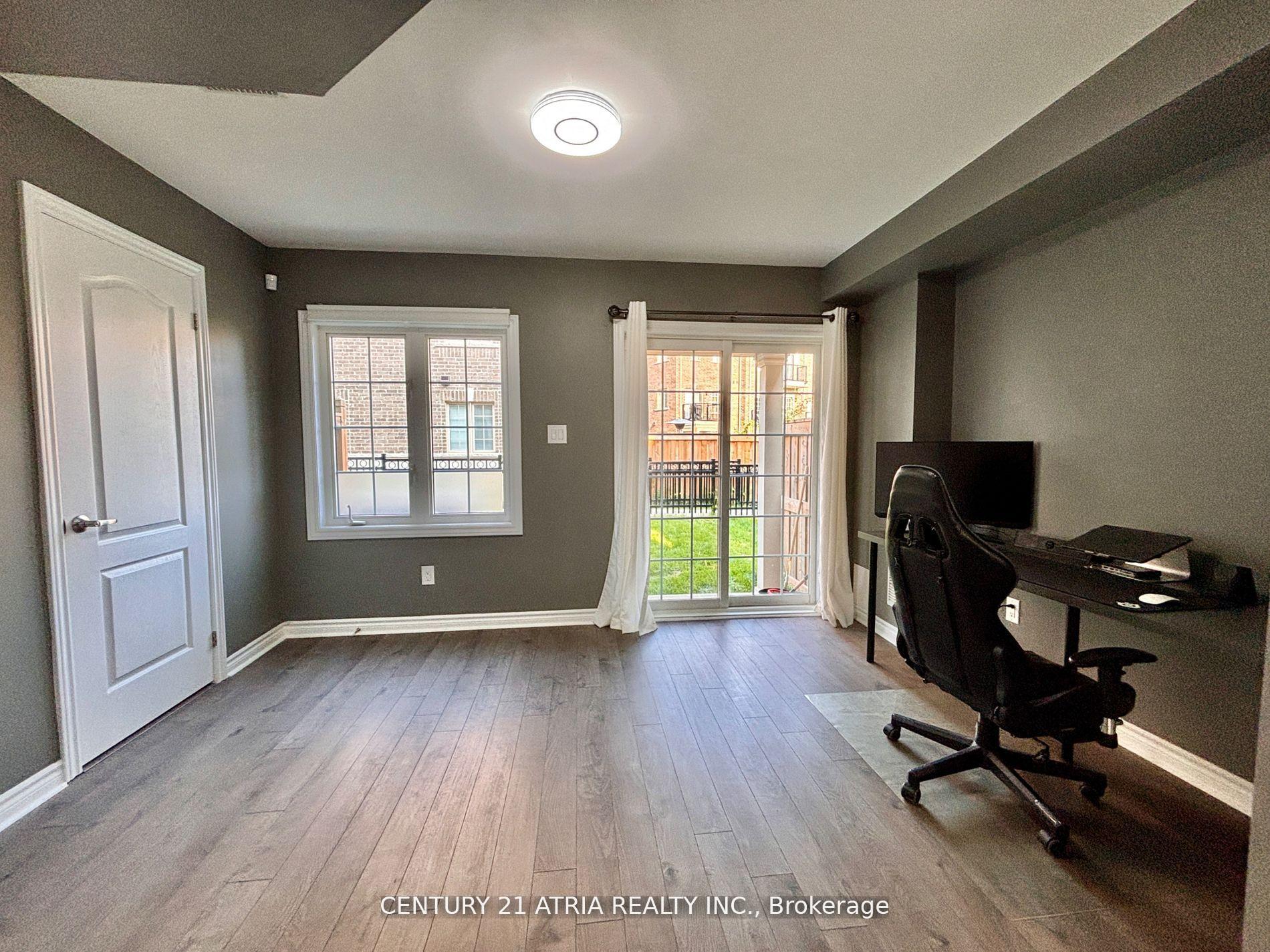 Photo 24 of 119 Ferris Square, Clarington, Courtice — HOMEH