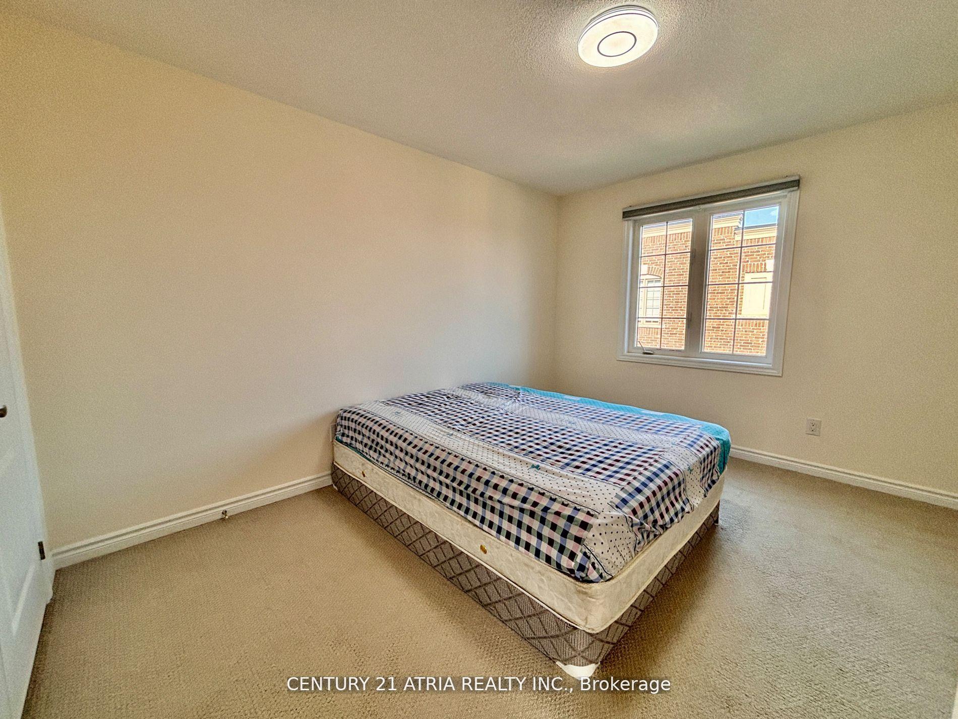 Photo 25 of 119 Ferris Square, Clarington, Courtice — HOMEH