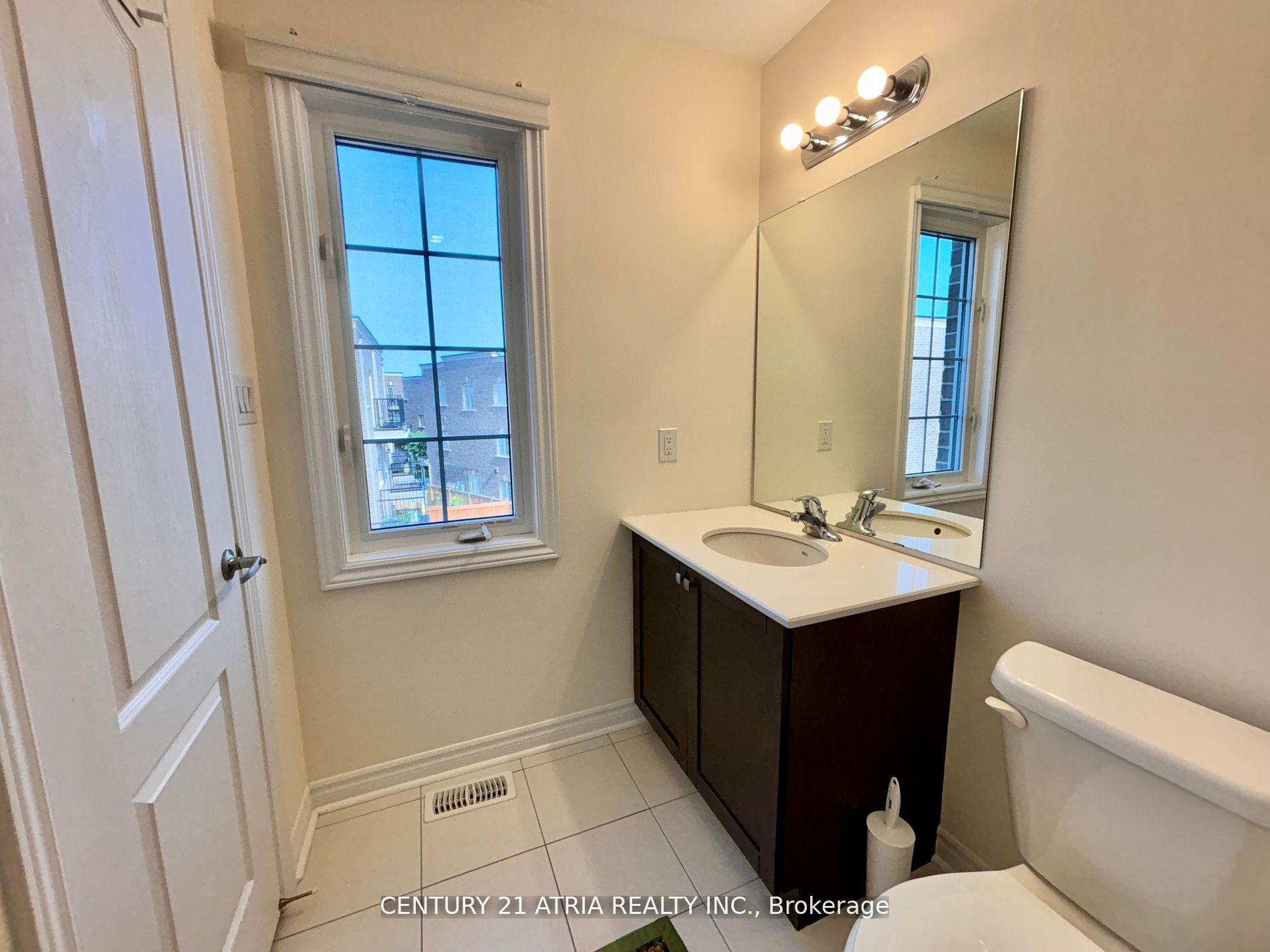 Photo 29 of 119 Ferris Square, Clarington, Courtice — HOMEH