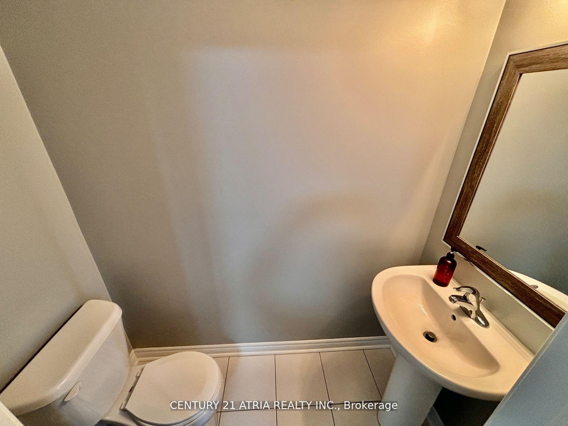 Photo 20 of 119 Ferris Square, Clarington, Courtice — HOMEH