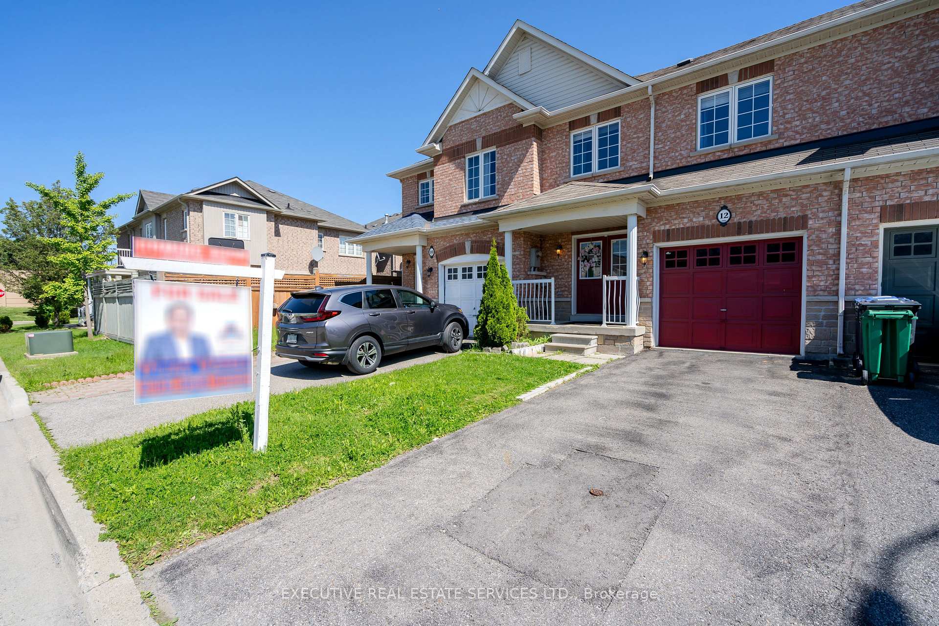 Photo 3 of 12 Heartview Road, Brampton, Sandringham-Wellington — HOMEH