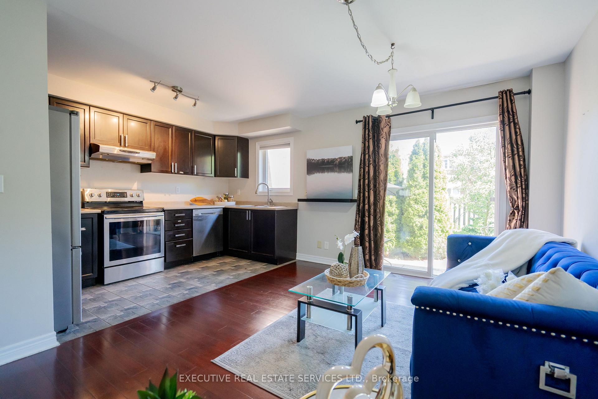 Photo 10 of 12 Heartview Road, Brampton, Sandringham-Wellington — HOMEH