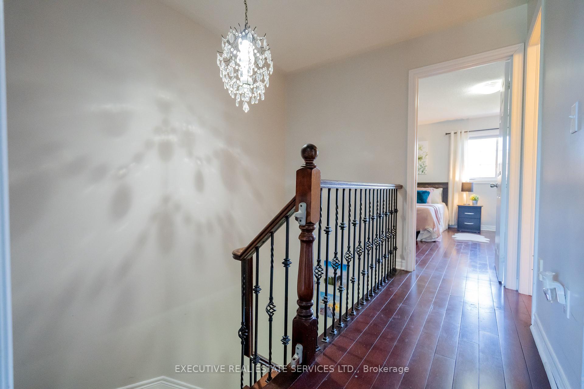 Photo 11 of 12 Heartview Road, Brampton, Sandringham-Wellington — HOMEH