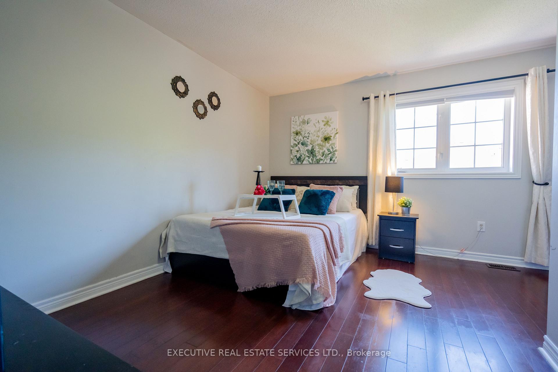 Photo 15 of 12 Heartview Road, Brampton, Sandringham-Wellington — HOMEH
