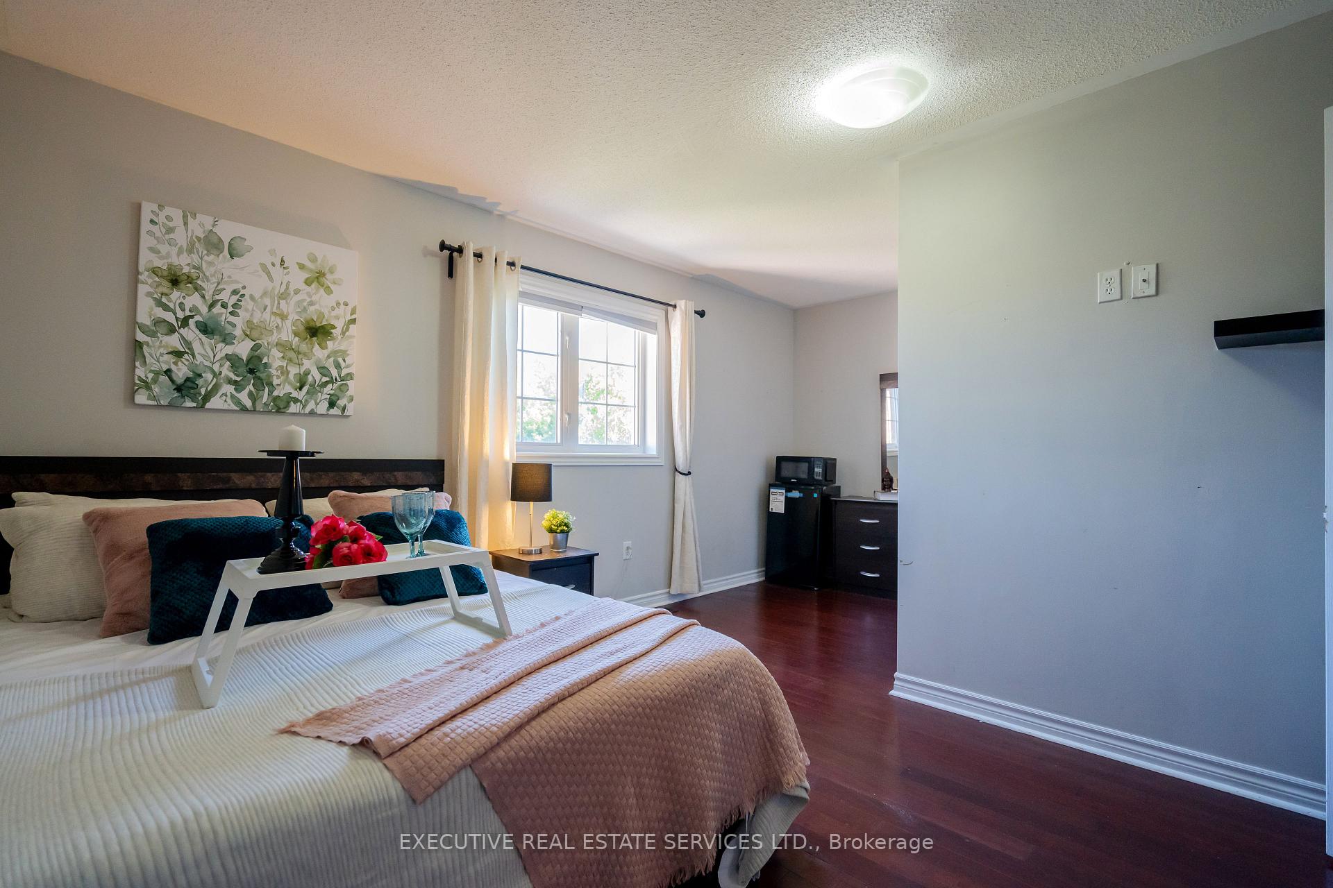 Photo 19 of 12 Heartview Road, Brampton, Sandringham-Wellington — HOMEH