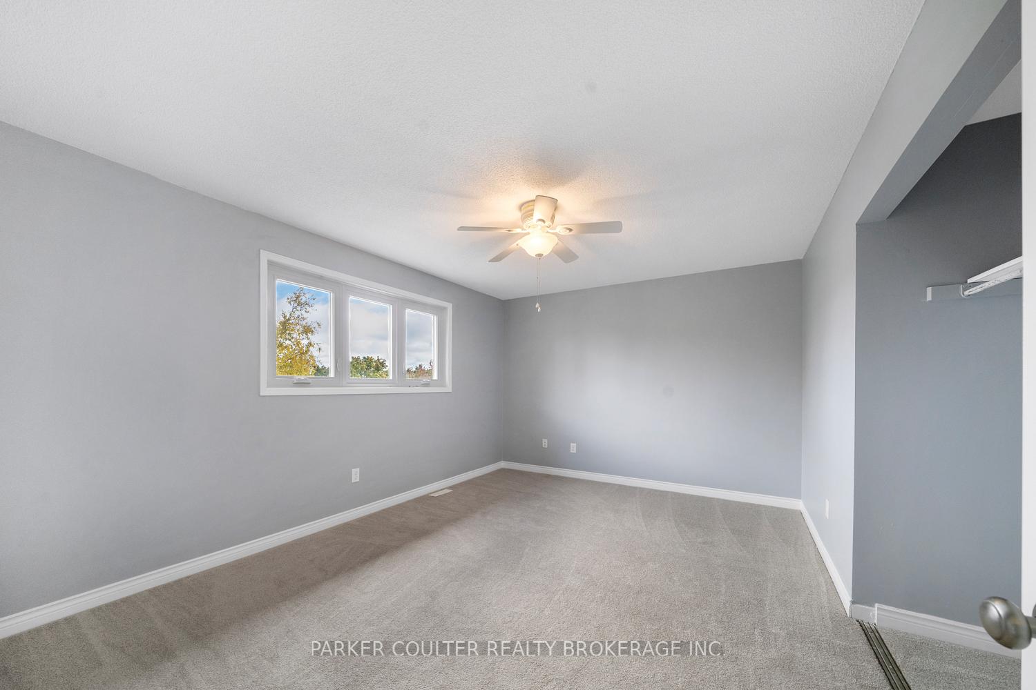 Photo 26 of 40 Ford Street, Barrie, West Bayfield — HOMEH