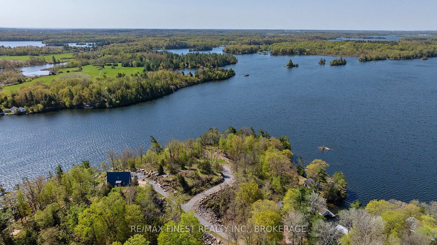 Photo 4 of 16 Chickadee Lane, Frontenac, Frontenac South — HOMEH